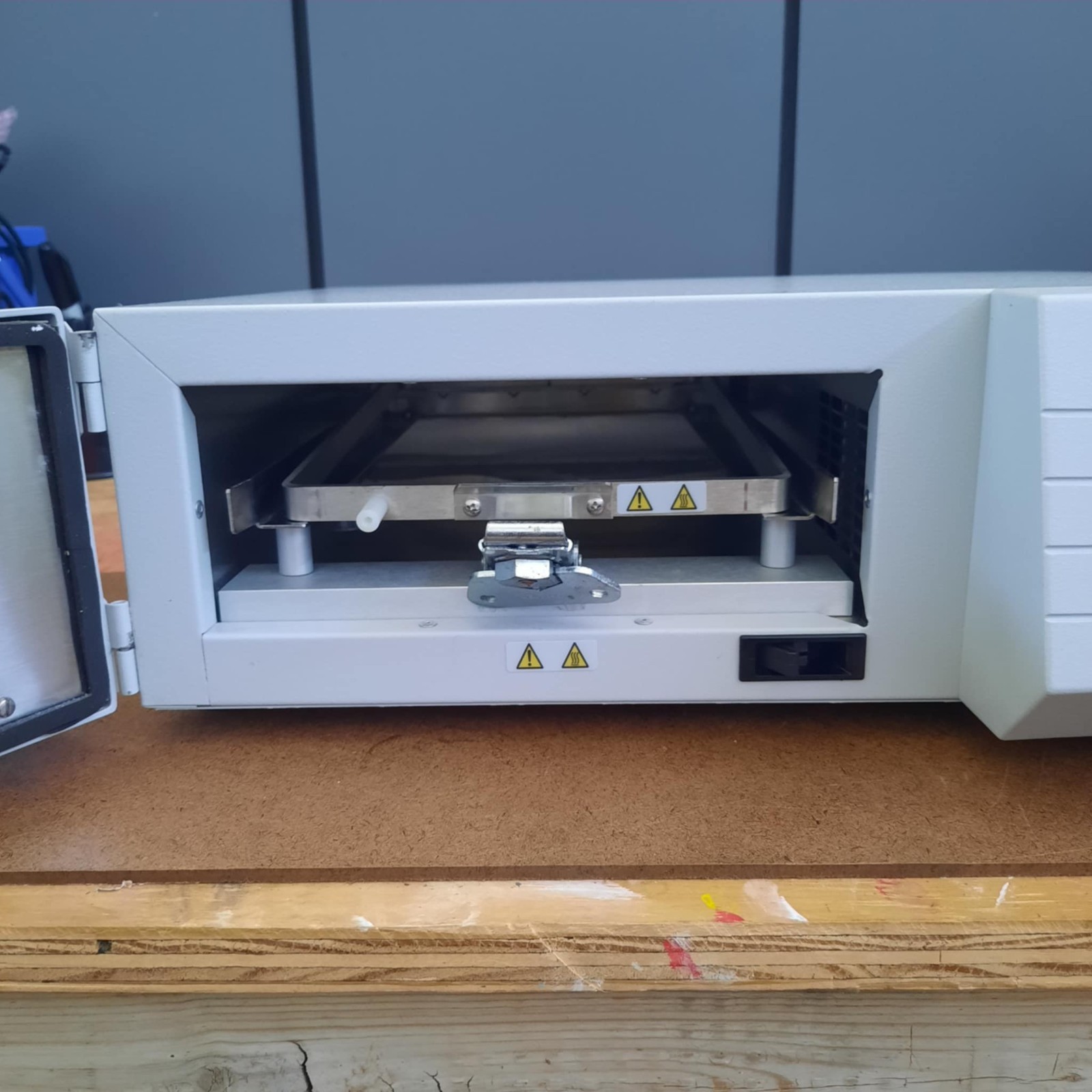 Boekel HybEZ Oven, Model # 241000ACD w/ power cord. Used, Excellent Condition