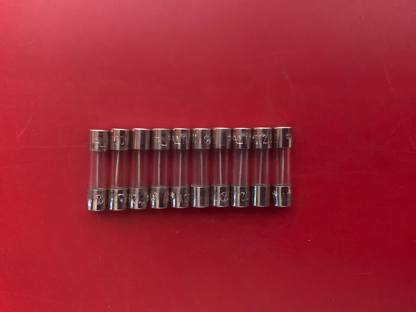 10x 19195/12.5A WICKMANN T12.5 L250V FUSE GLASS 12.5A 250VAC 5X20mm SLOW