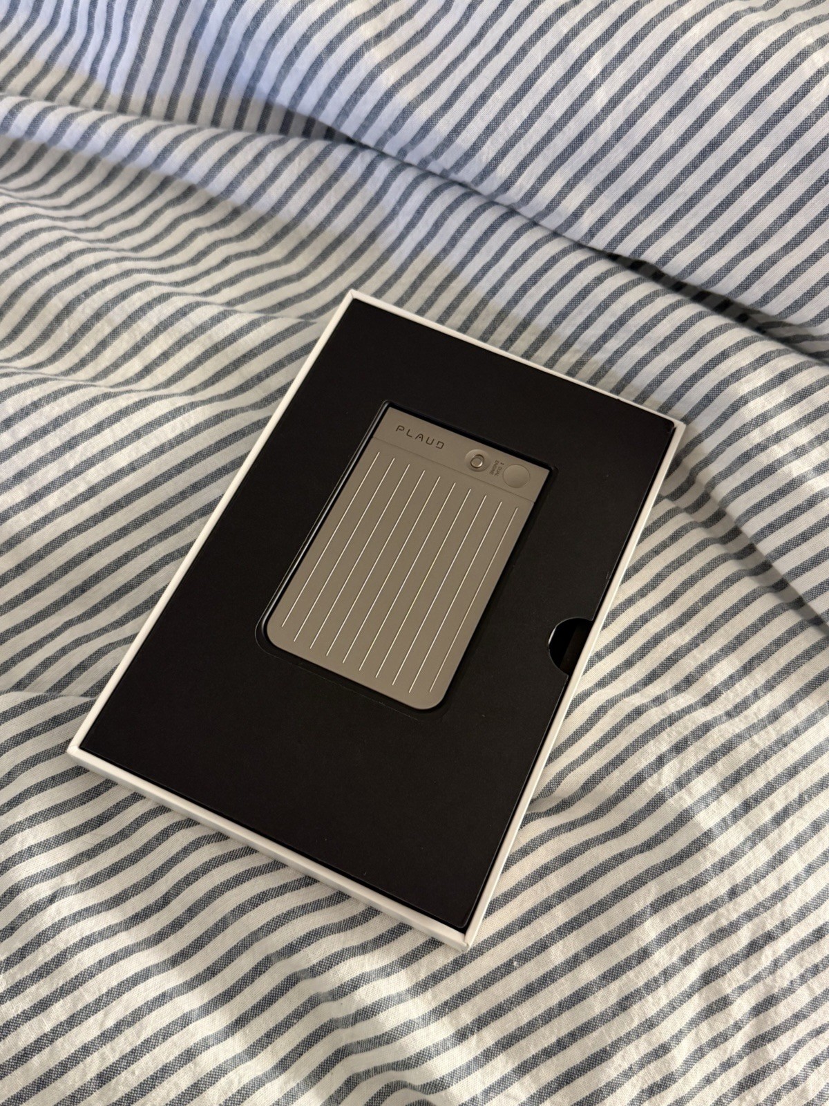 PLAUD NOTE AI Voice Recorder Transcribe Summarize ChatGPT MagSafe Starlight