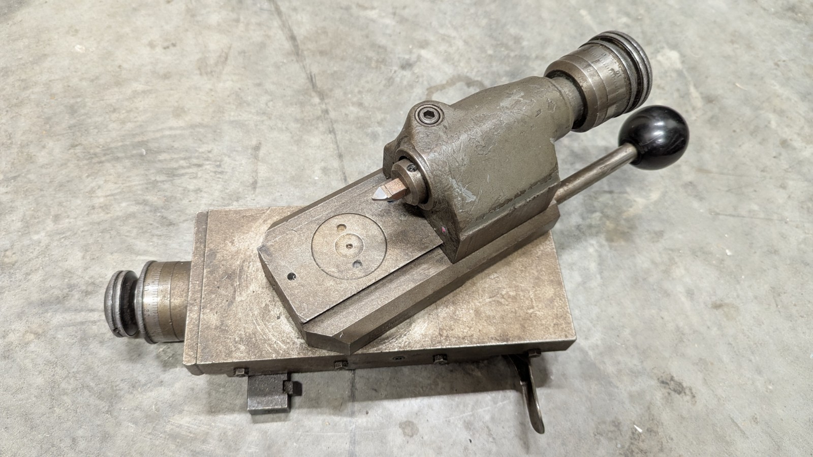 Hardinge radius turning attachment for DV-59 DSM-59 lathes 3.5″ dovetail bed D14