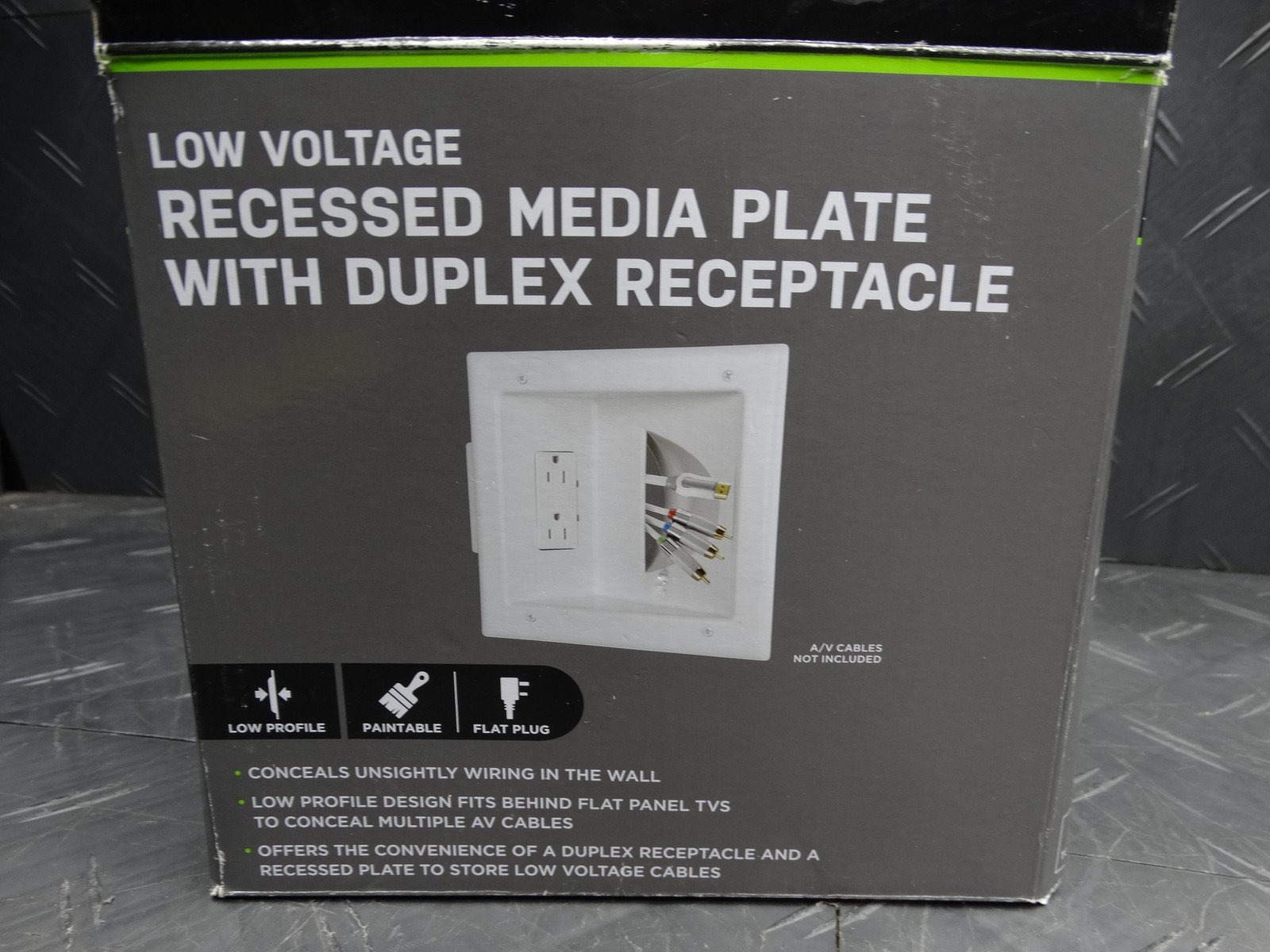 Commercial Electric 1-Gang 1-Decorator/Rocker/1-Duplex; Cable Wall Plate 1-Pack