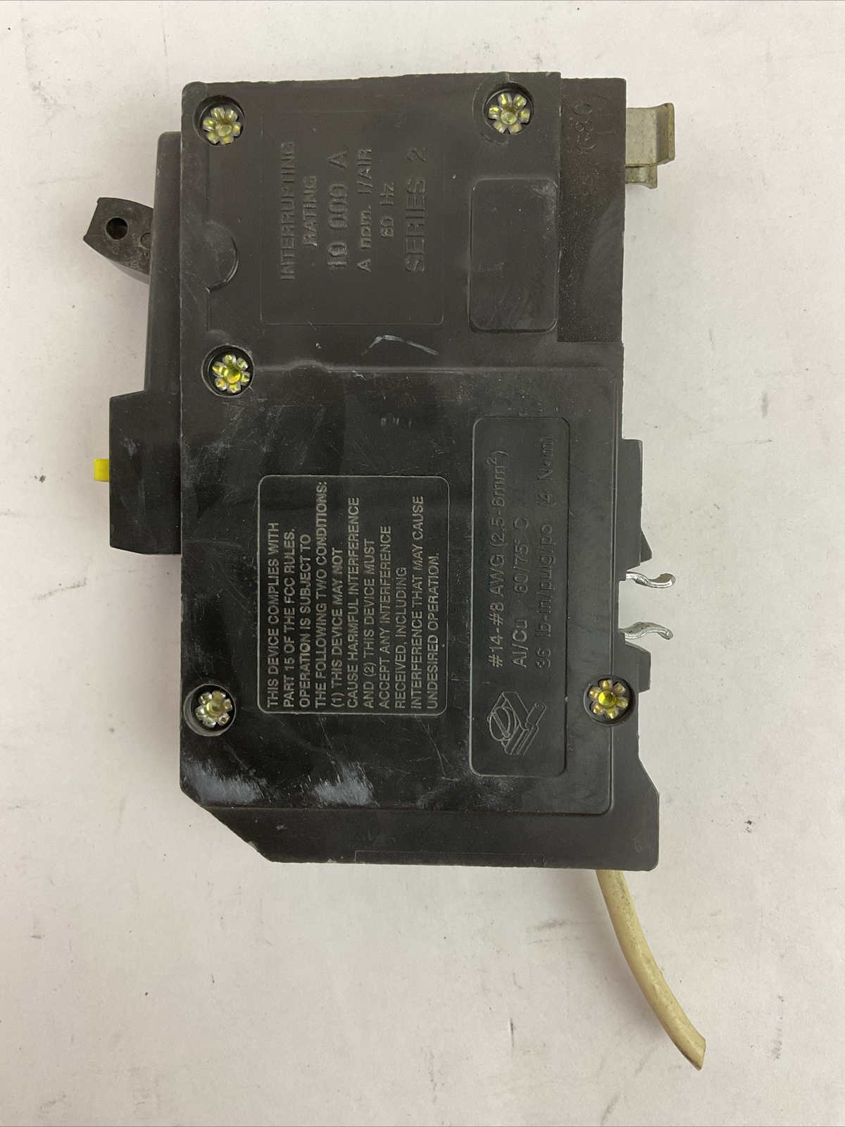 SQUARE D QO120GFI GROUND FAULT CIRCUIT BREAKER 1POLE 20AMP 120VAC