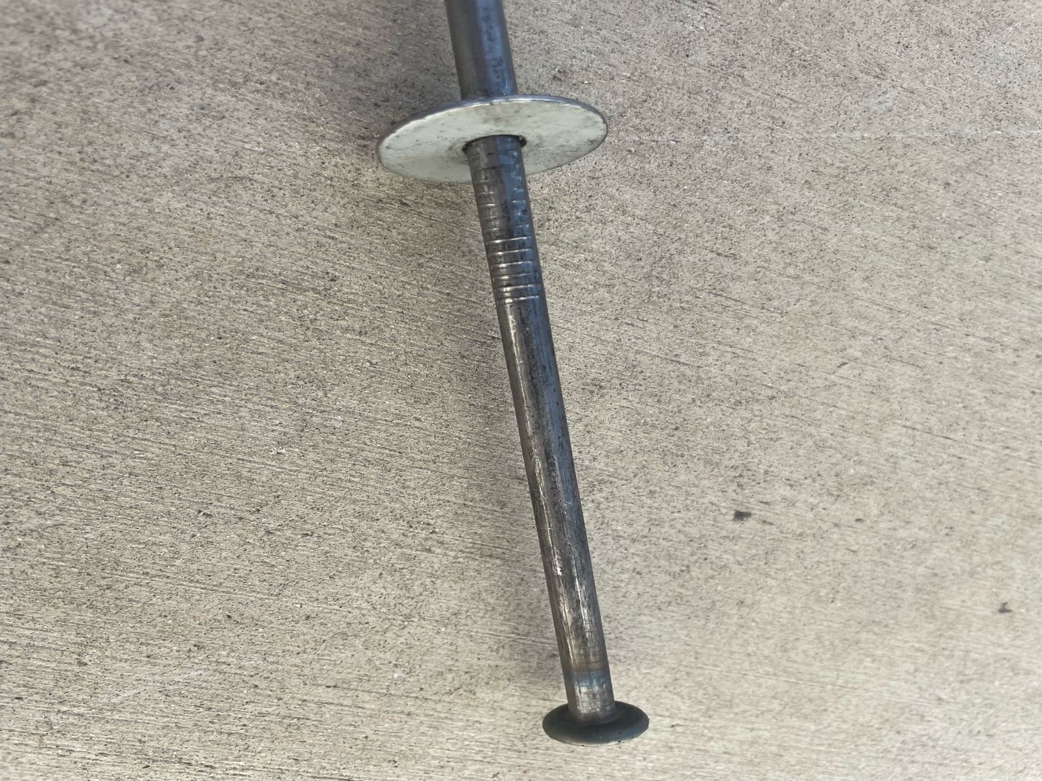 Sandbaggy 8″ x 4 ¾» Standard Snap Ties With 1″ Steel Washers (Short End)