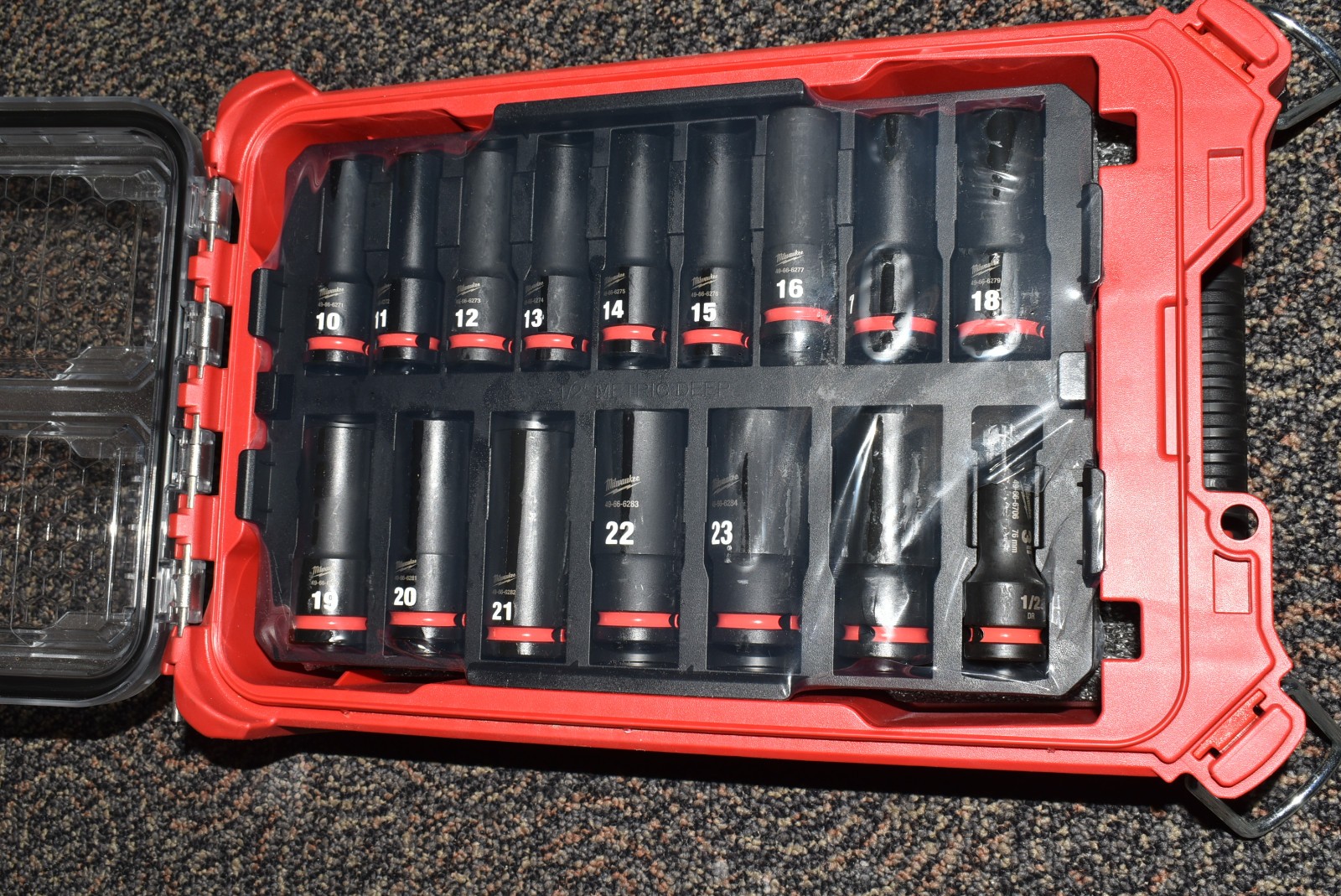 Milwaukee 49-66-6803 Shockwave Impact Duty Socket 1/2″ Drive 16-Pc Packout Set