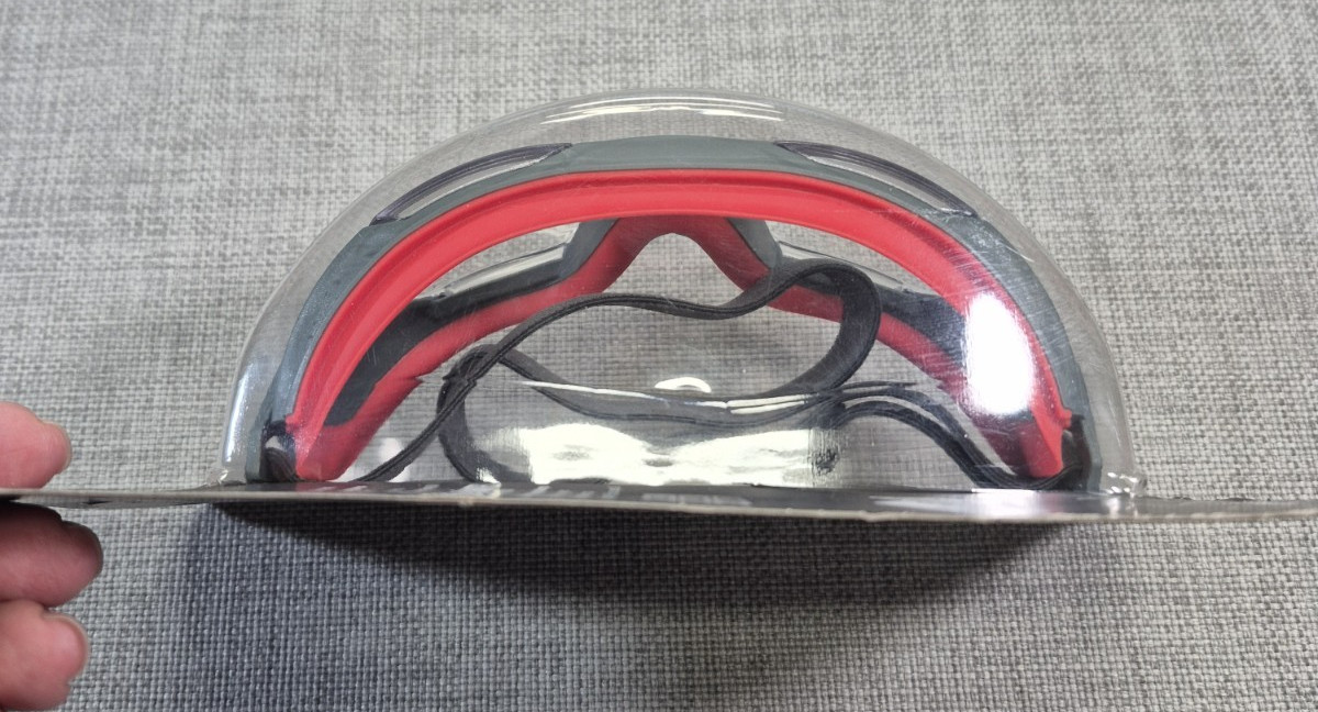 3M Scotchgard Anti-Fog Safety Goggles PRO Gray / Red with Clear Lens