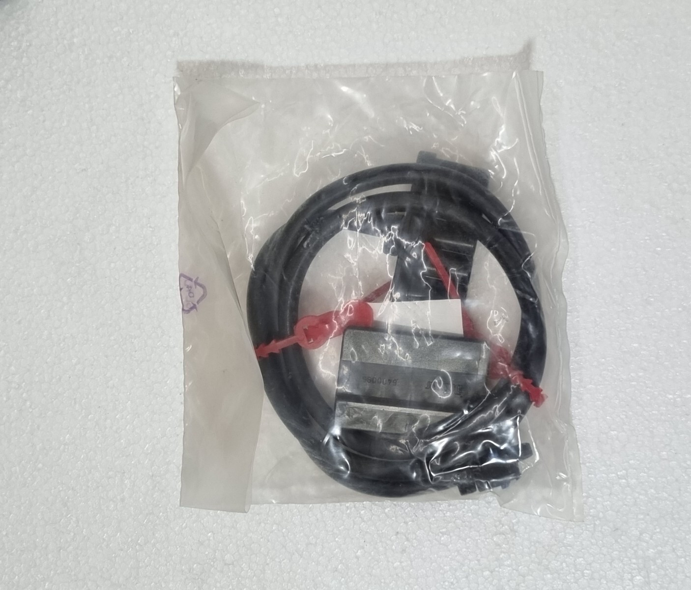 DRAGER ACCURO GAS DETECTOR PUMP 6400000, WITH TUBE OPNER AND EXTENSION HOSE