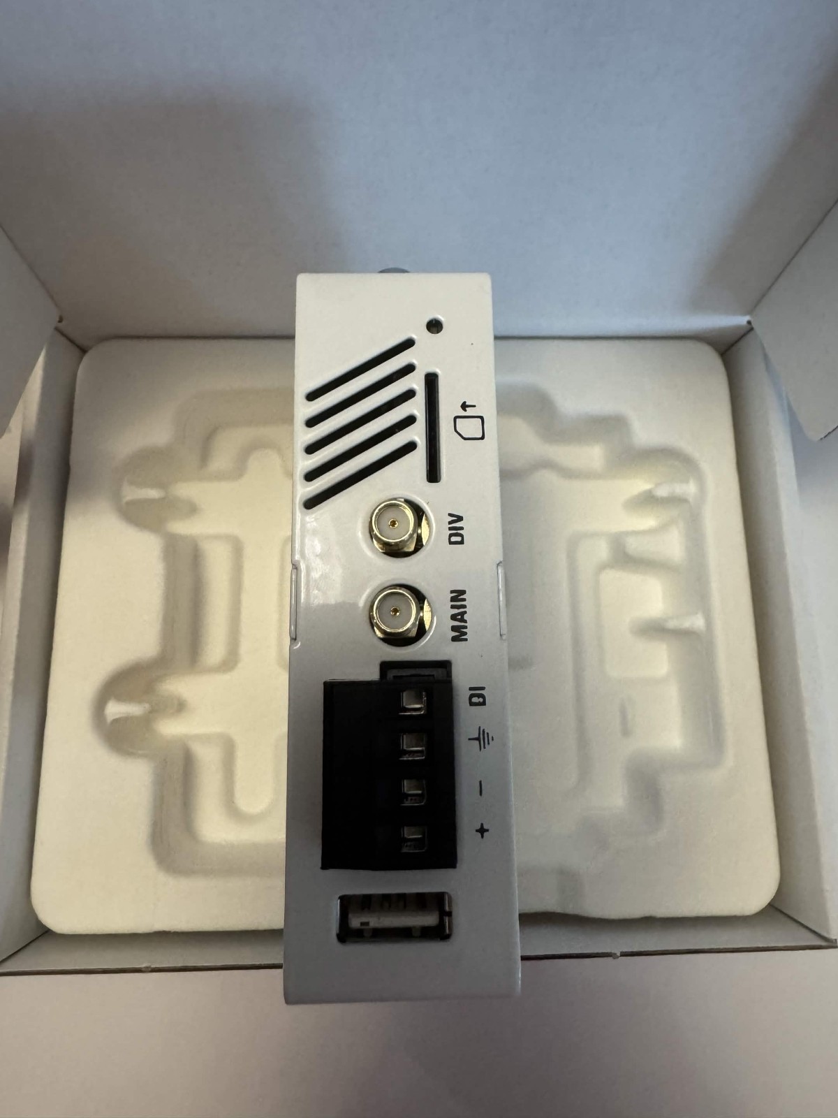 IXON IXrouter3 IX2405 4G LTE Industrial Remote Access Router Kit New