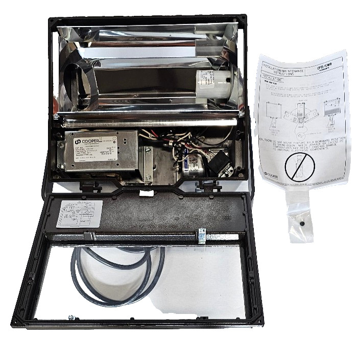 New Cooper Lighting 400W HID Outdoor Commercial Flood Light Fixture, IP67, 120V