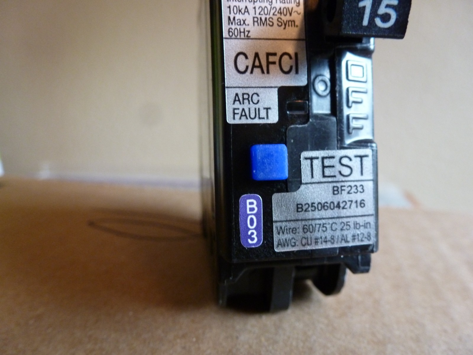 1 – Siemens QA115AFCN Combo AFCI Circuit Breaker – 15A – 120/240V – 10kA – 60Hz