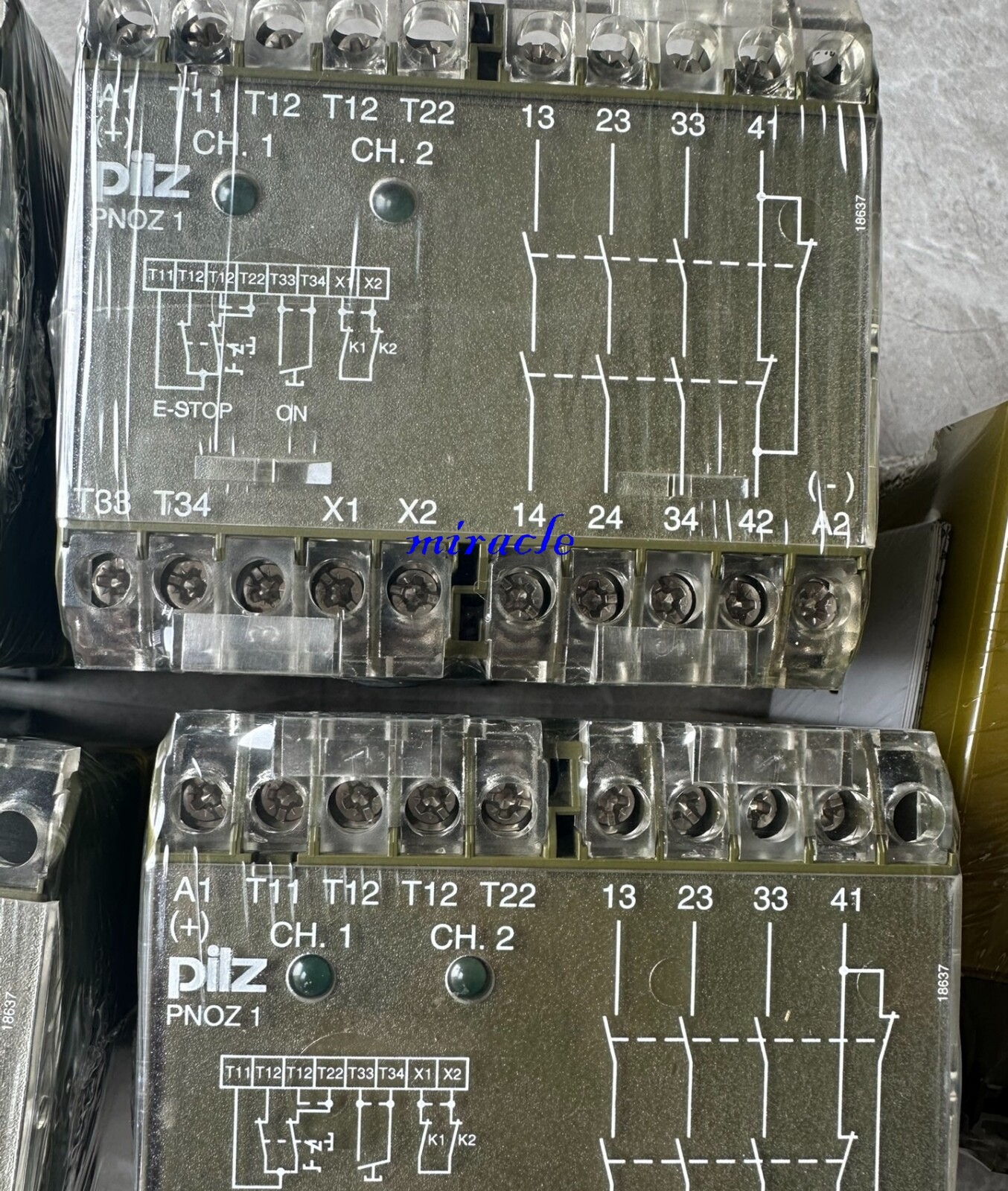 475695 1pc new pilz 475695 Safety relay 475695