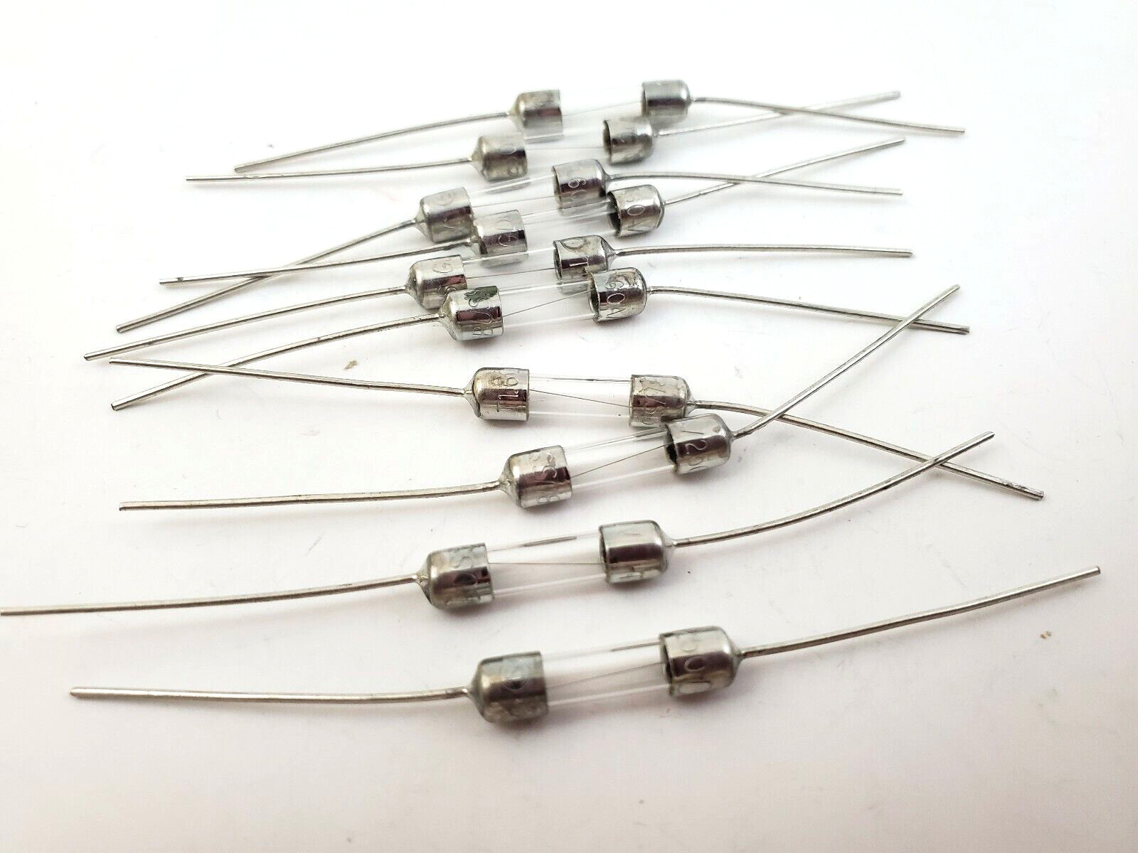 Box of 100 Bussmann GDCV1.6A Pigtail Glass Fuses 250V 1.6 Amp Slow Blow 5x20mm