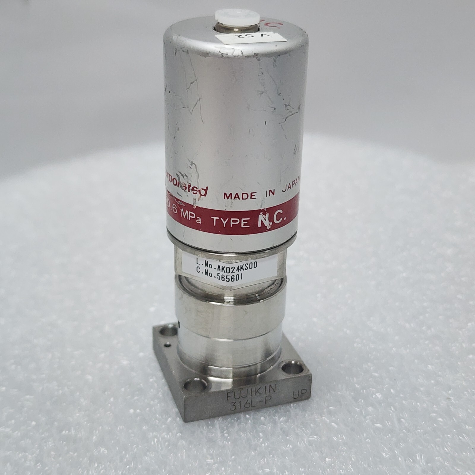 Fujikin 0.P. 0.5-0.6 MPa, Lam 766-197842-003 Rev B Type N.C. Valve, Jp,_96969
