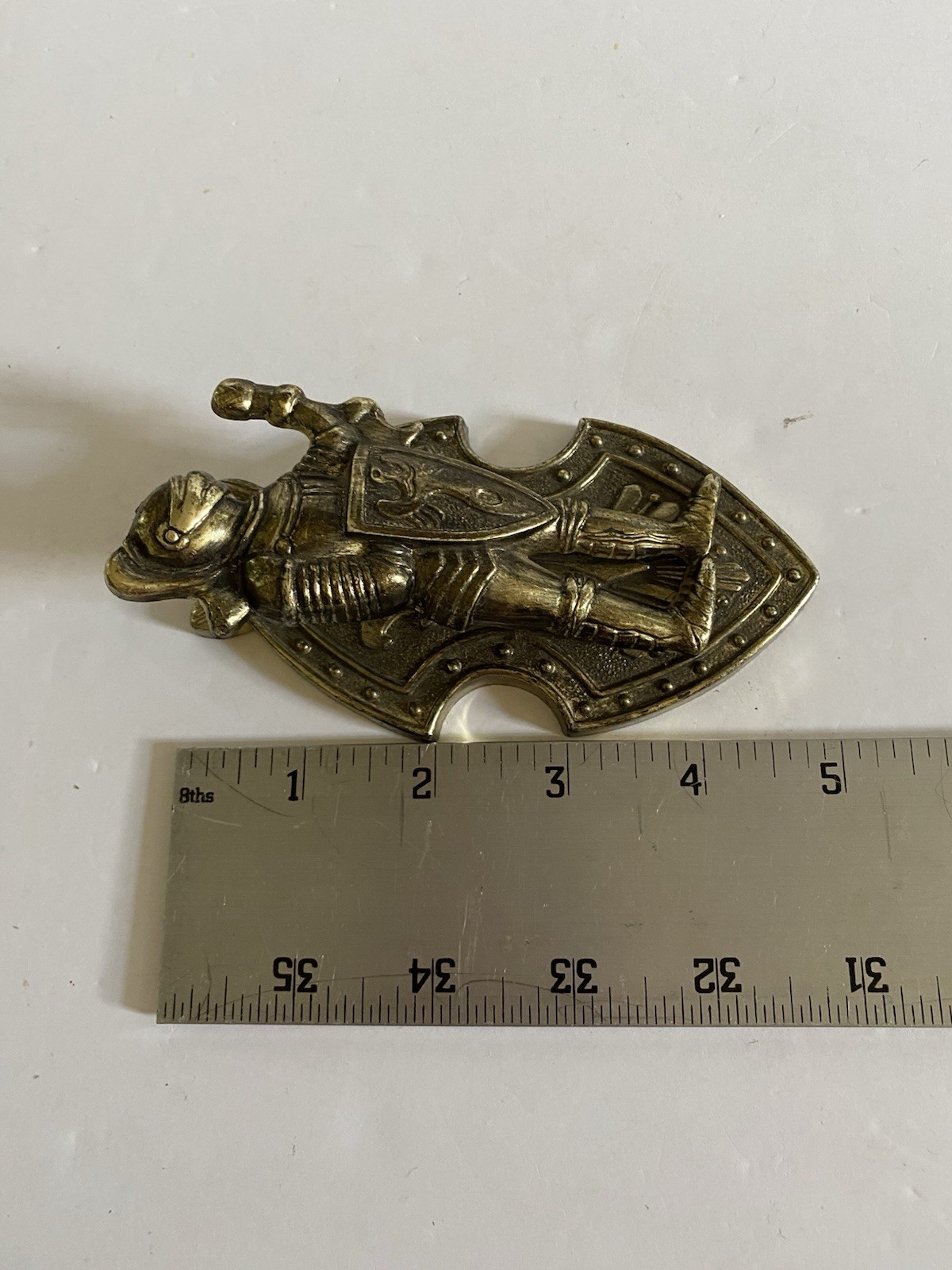Medieval Knight with Shield Gold Tone Plastic Letter Note Clip Hong Kong Vtg