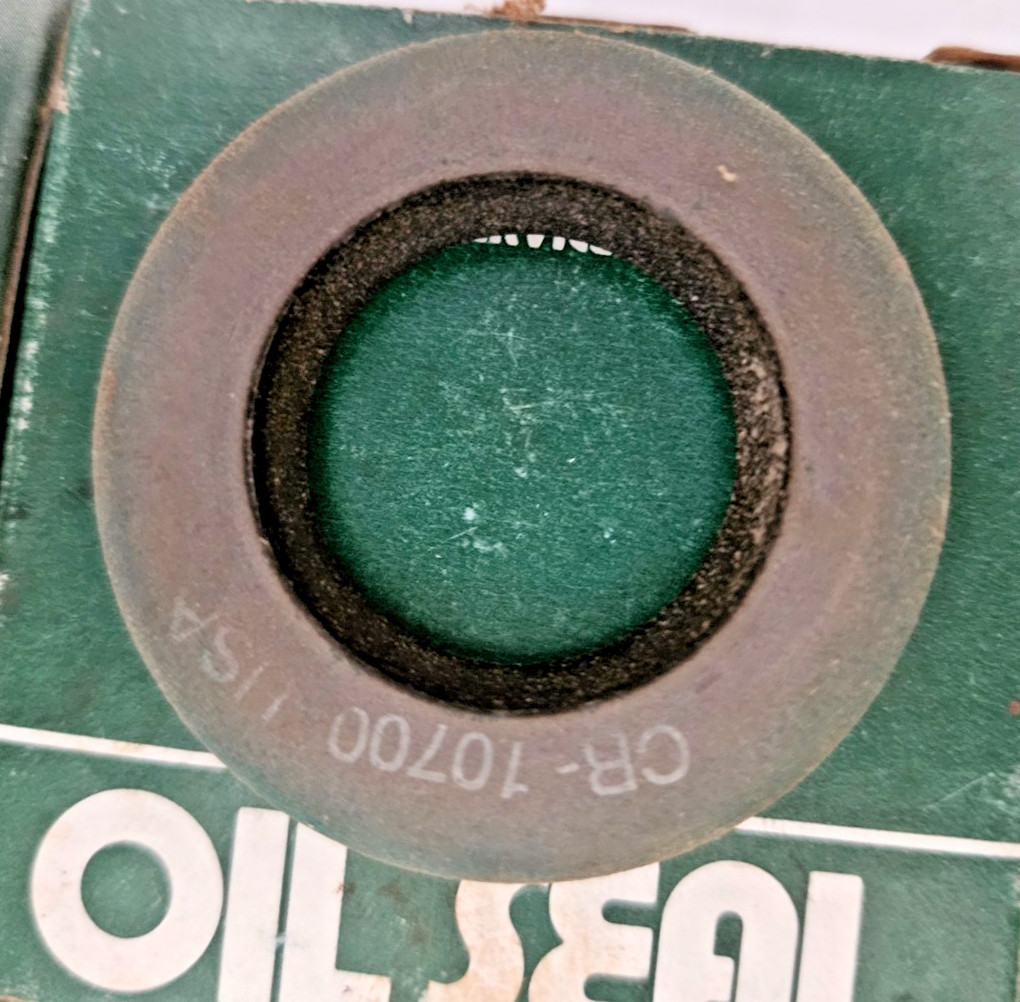 Chicago Rawhide 18626, 10700, 14807 Oil Seals (Lot of 3)