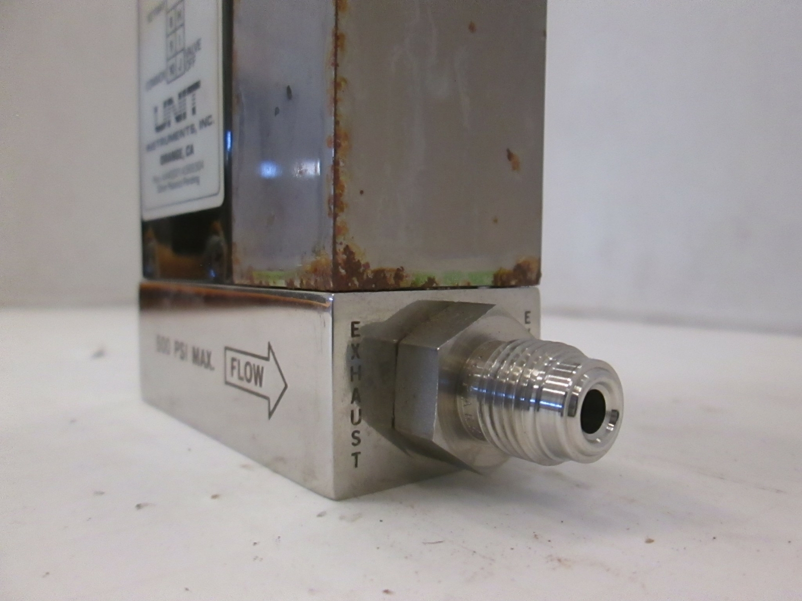 Unit UFC-1100A, Mass Flow Controller, 15 SLM, N2, Used