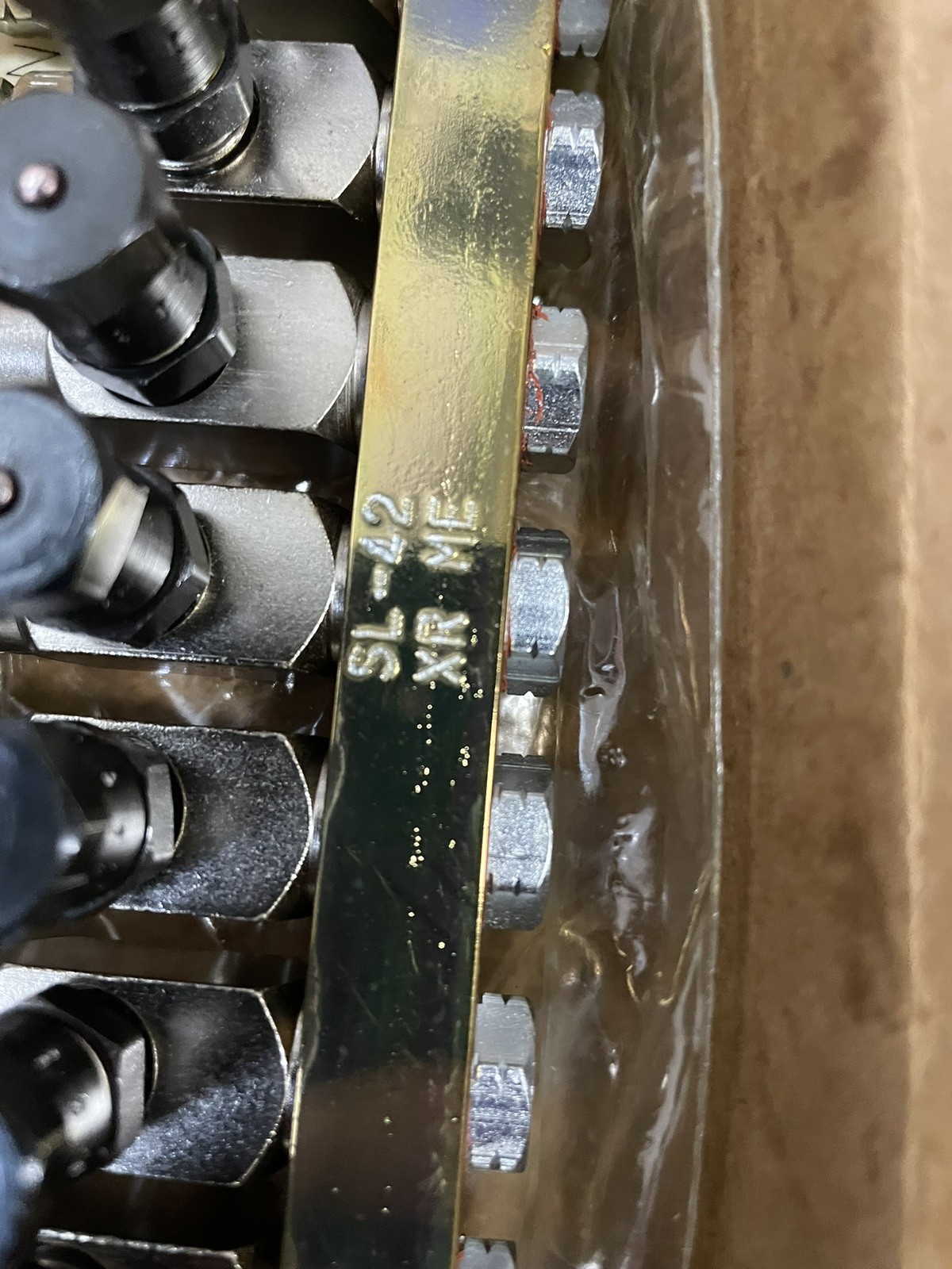 Lincoln Industrial 84428-15 SL-42 injector Manifold Assembly 15-Port SKF