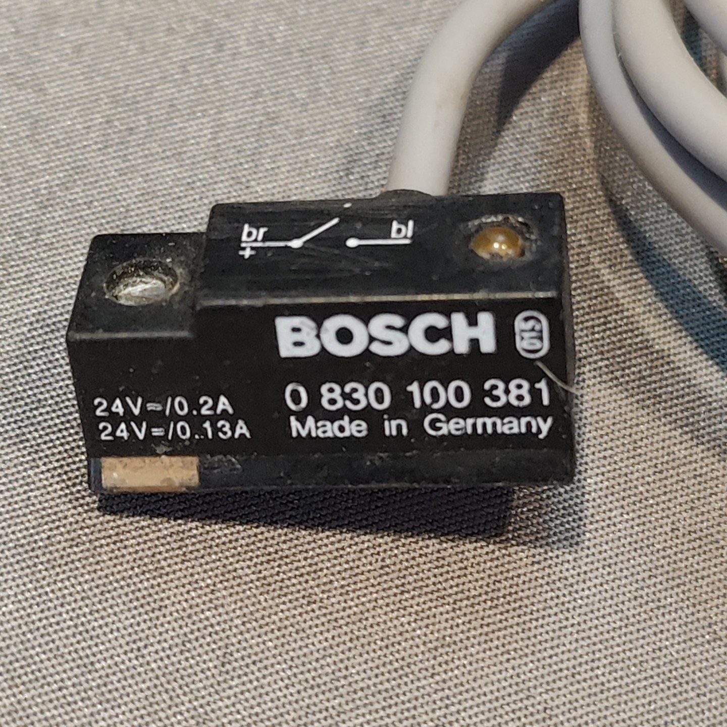 Bosch 0 830 100 381 Cylinder Switch / BOSCH 0830100381