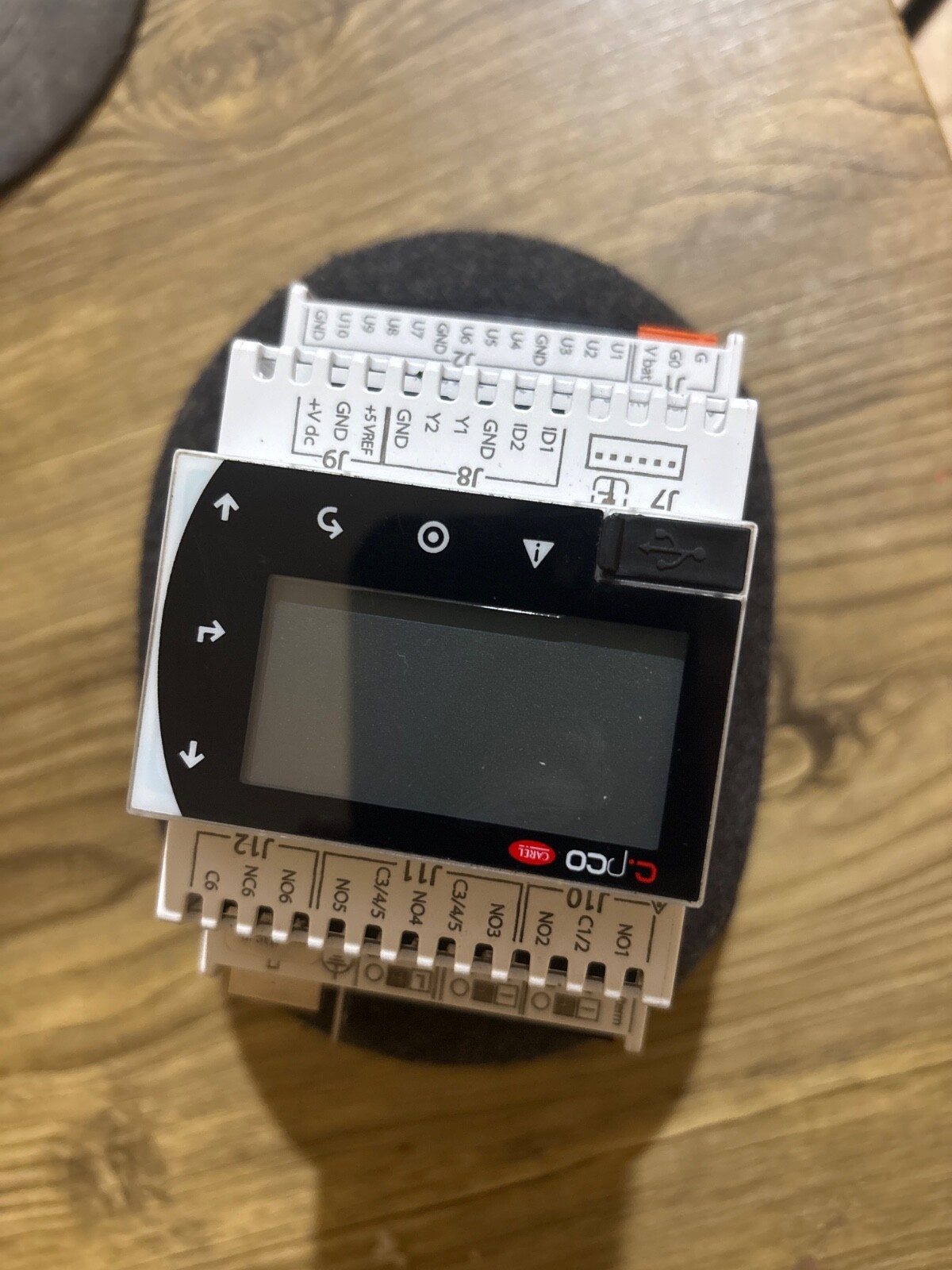 Contrôleur programmable Carel c.PCO P+D000NH1DEF0 D000NH1DEF0