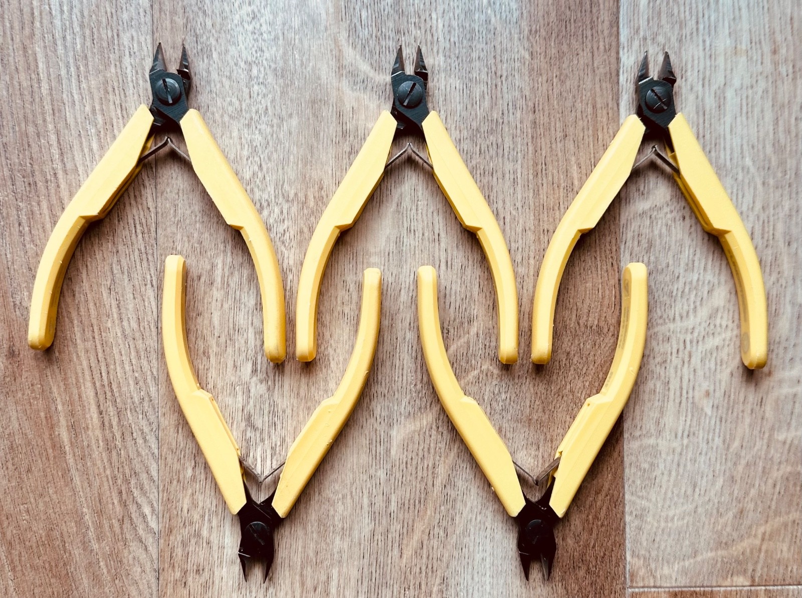 One Lindstrom 4148 SPAIN 4″ Diagonal Cutting Plier Flush Cut
