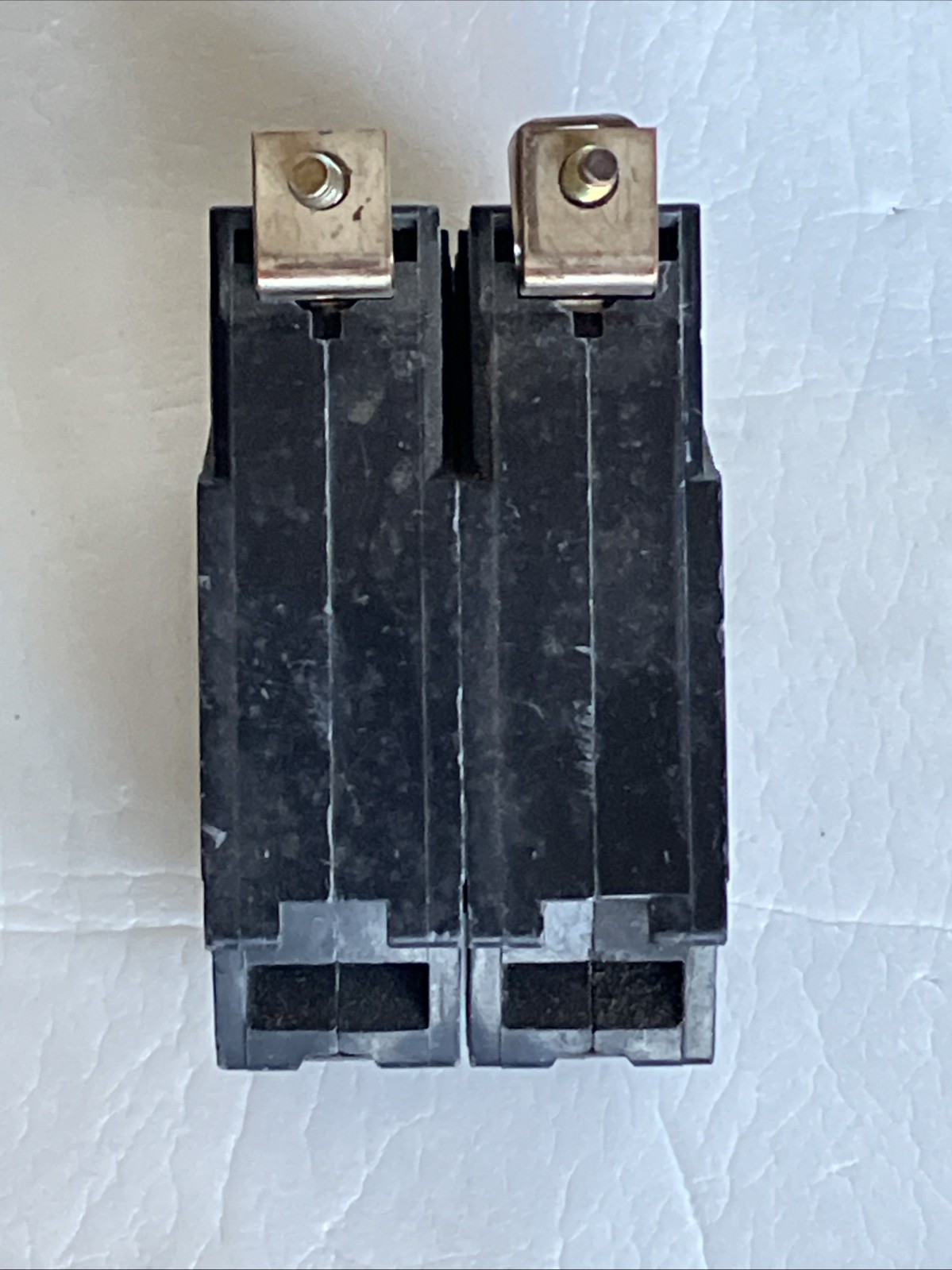 GE THQB2130, 30 Amp, 240 Volt, 2 Pole, Bolt-On Circuit Breaker (see pics)