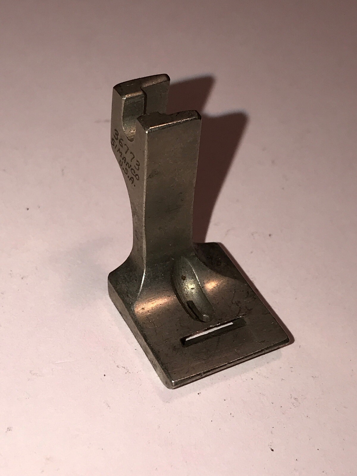 *NOS* 36773-SINGER-PRESSER FOOT-FOR SEWING MACHINES *FREE SHIPPING*
