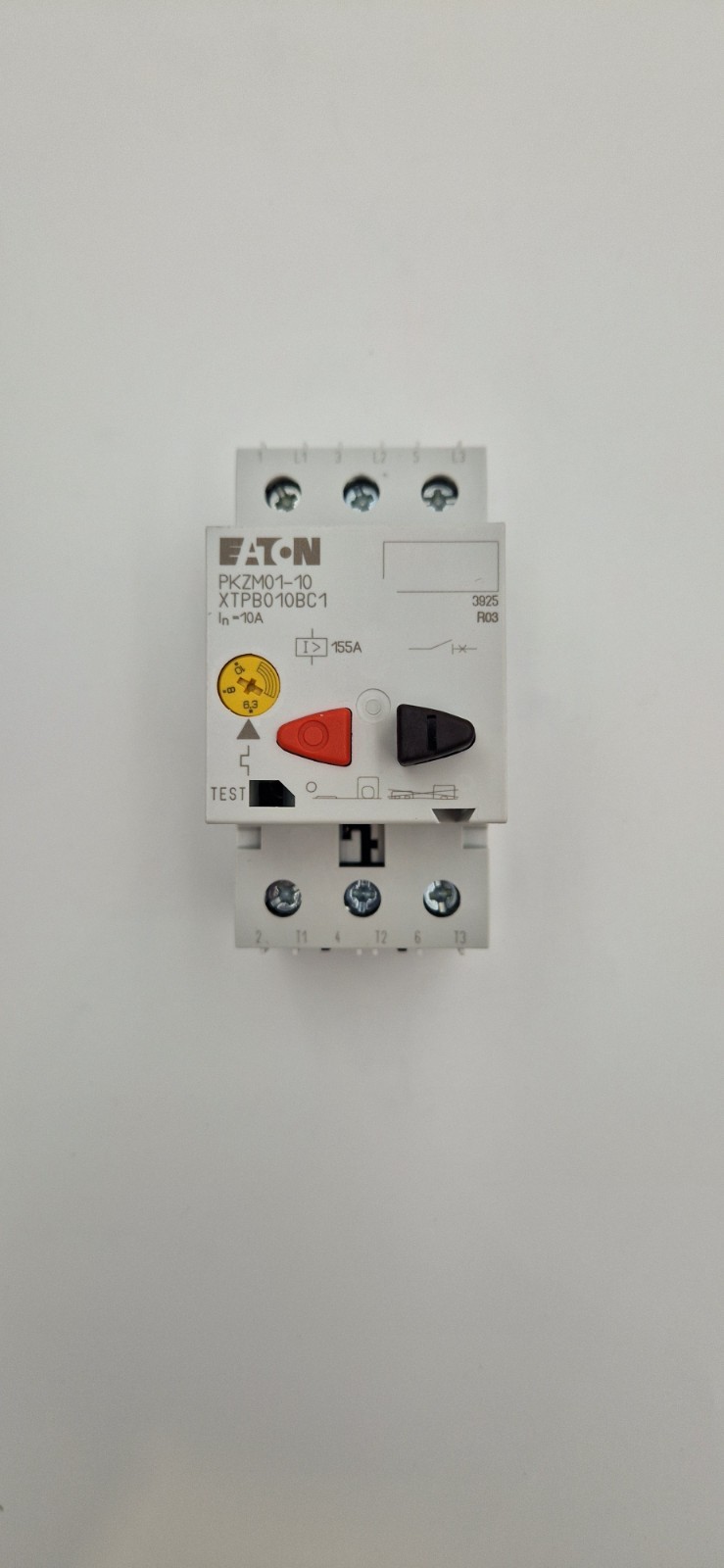 EATON Thermal Magnetic Circuit Breaker Motor Protect PKZM01-10 10A 3 Pole US New
