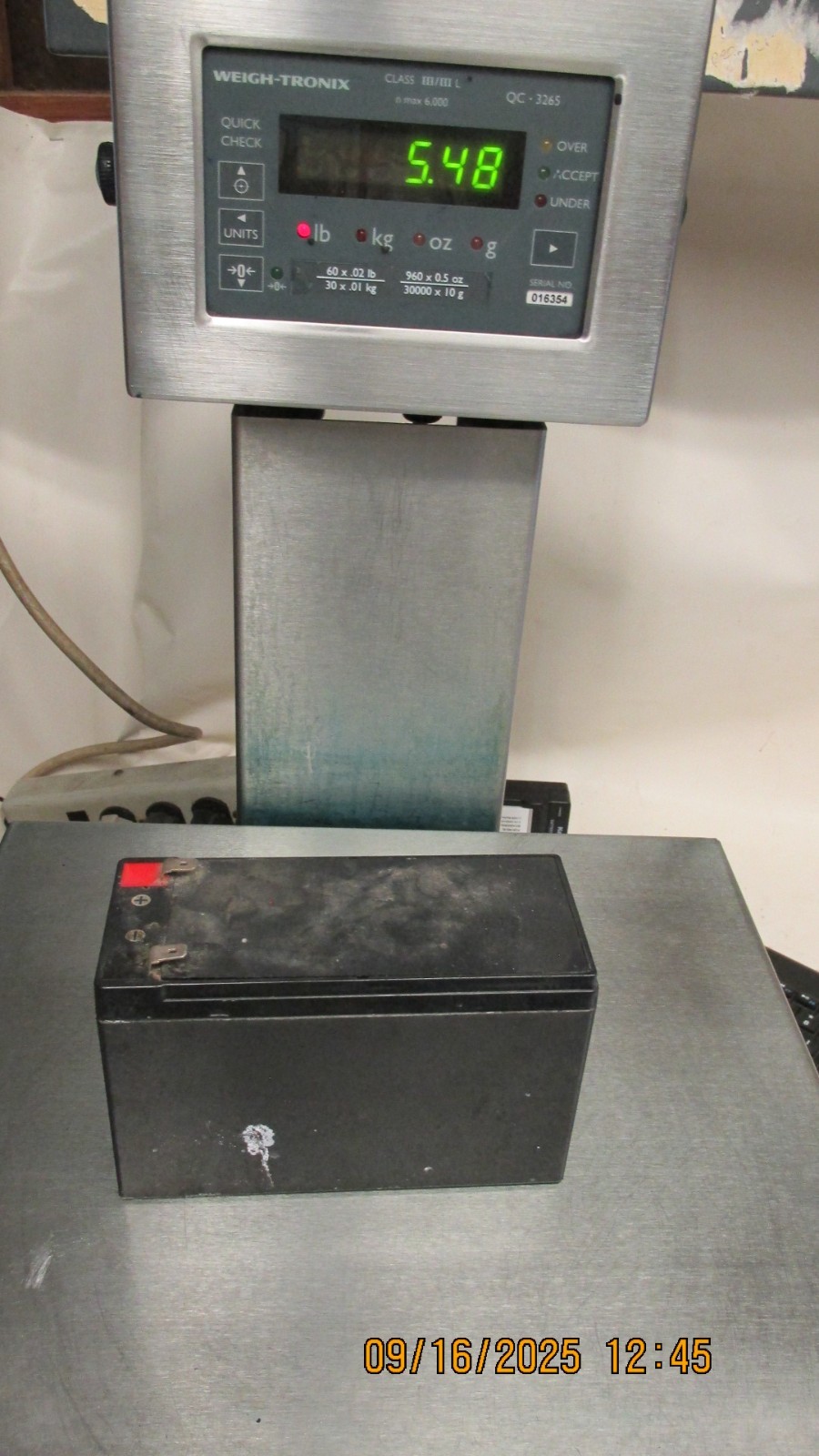 Weigh-Tronix qc3265 60lb x 0.2 weighting scale w/ platform