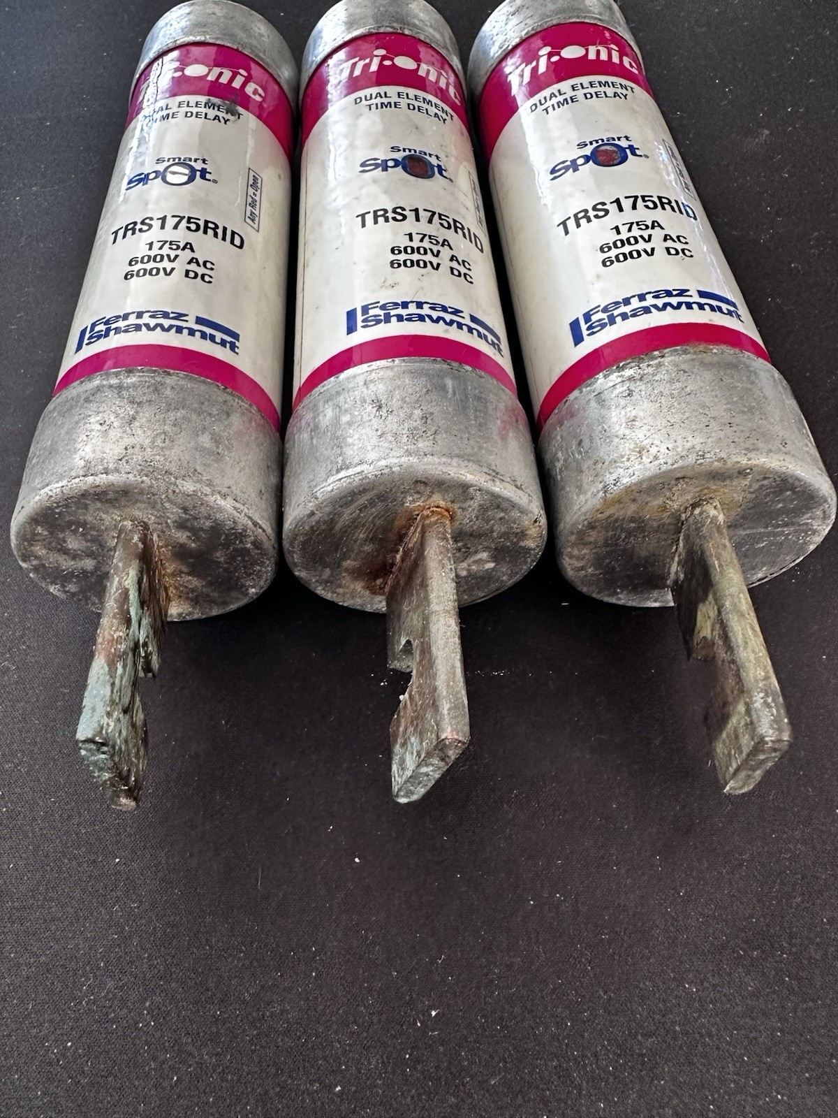 Ferraz Shawmut TRS175RID Blade Fuse Rk5 175a Amp 600v-ac/dc set of three