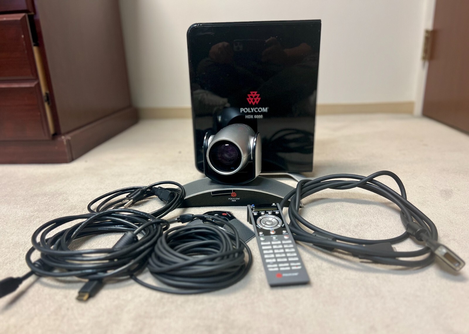 POLYCOM HDX 6000 Video Conference System W/ EagleEye HD PTZ Camera
