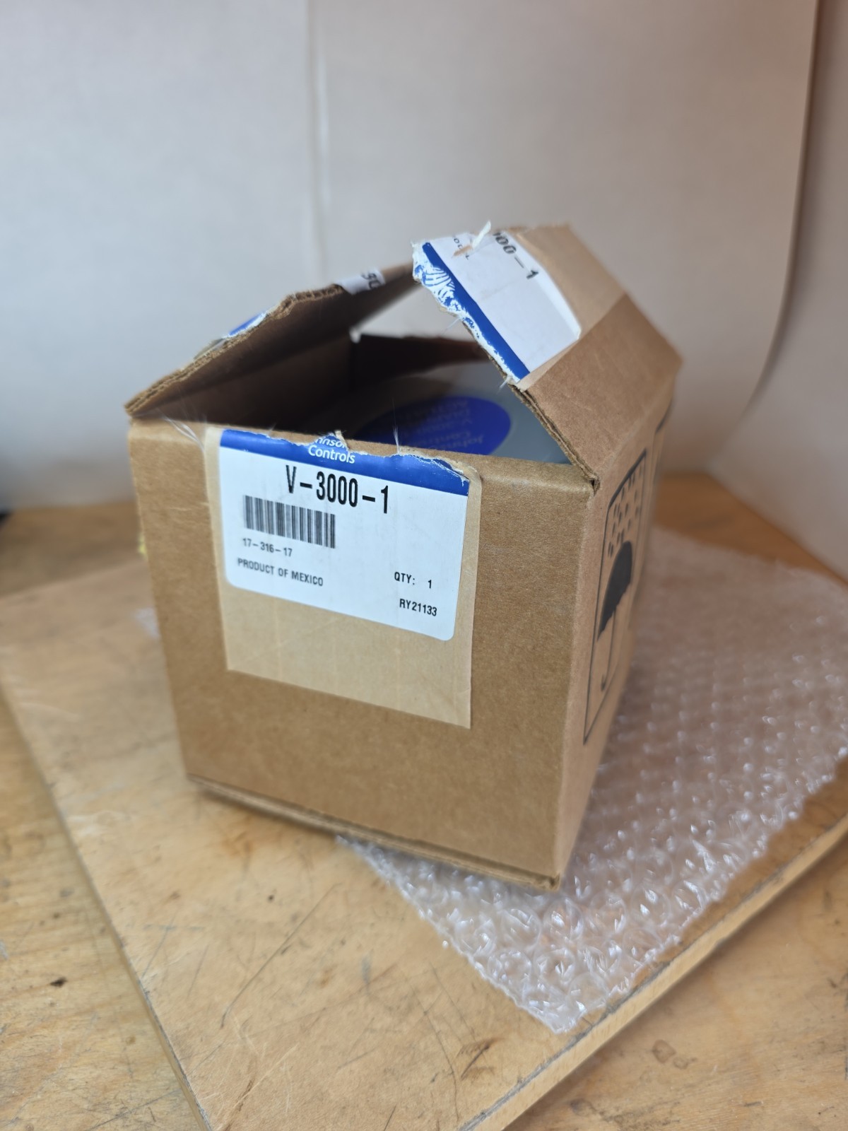 Johnson Controls V-3000-1, Actuator Valve Pneumatic Exposed Model