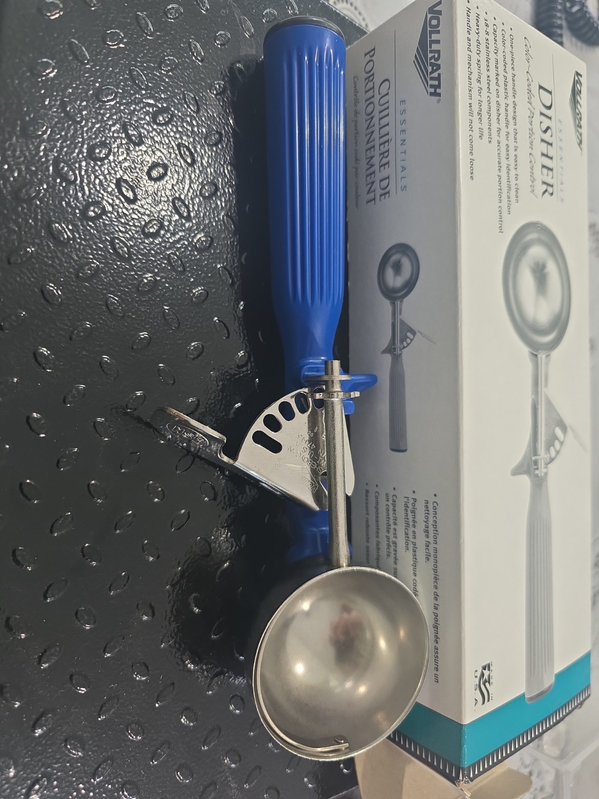 Vollrath 47143 Dark Blue Handle Size 16, 2 oz, 59.1 mL Stainless Steel Disher