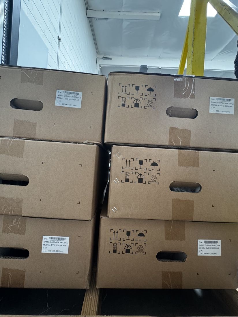 Kehua EV3102-030K-HR 30kW DC Fast Charger Power Module 150-1000VDC x6 NEW IN BOX