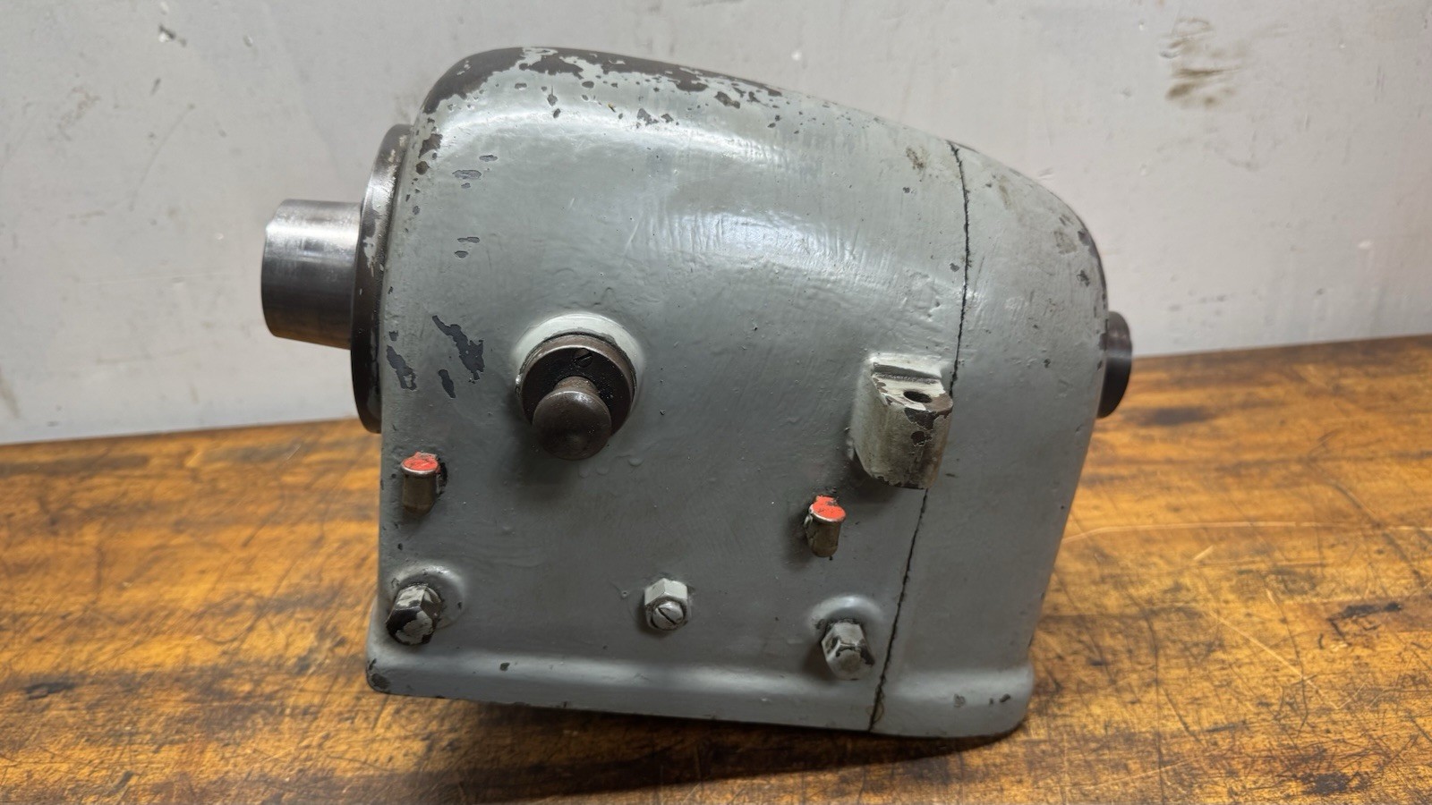 Hardinge Elgin 9″ Lathe Headstock 5C Taper Lock Nose