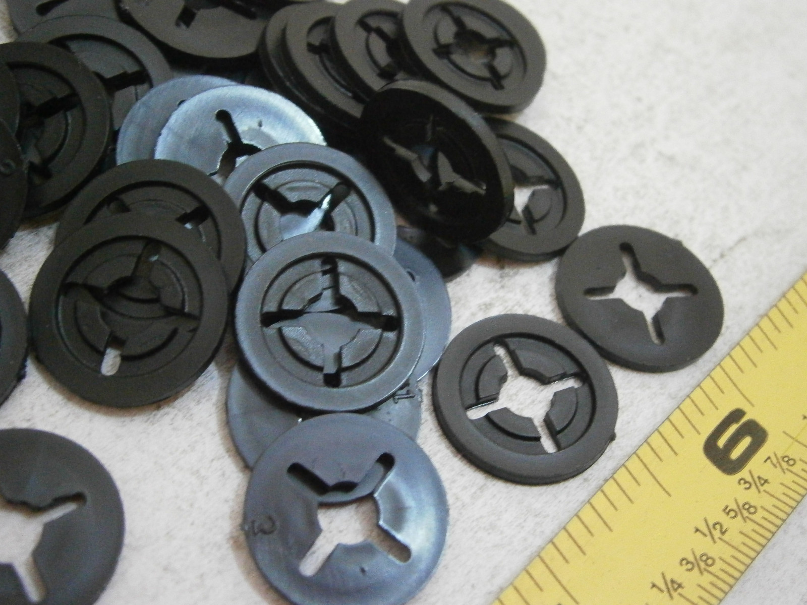 Southco 12-11064-42 Push-On Retainers .61 OD .18″ ID Nylon Black Lot of 50 #4749