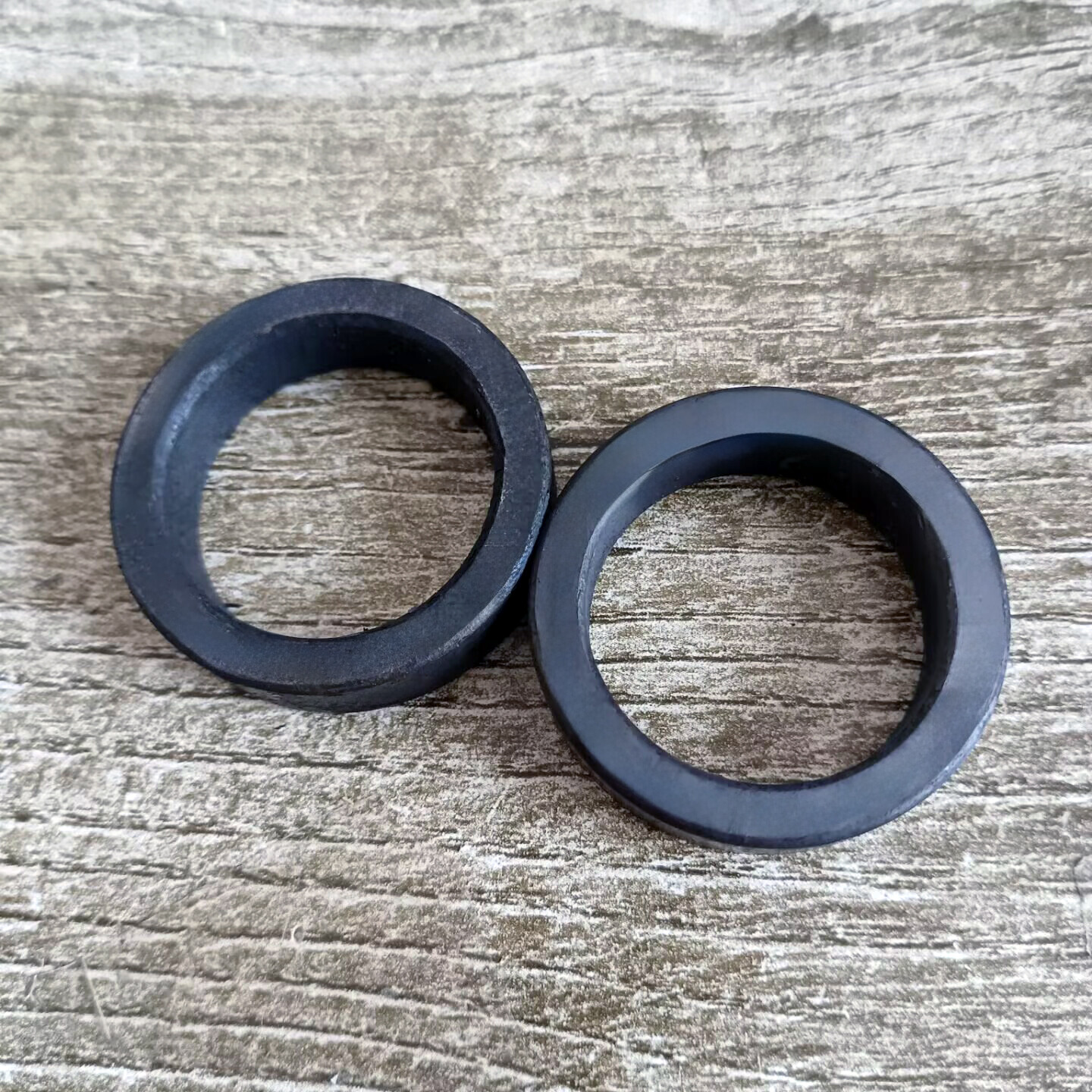 1pcs 30mm ID 33mm-35.3mm OD Black Bearing Steel Sleeve Hollow Round Bushing