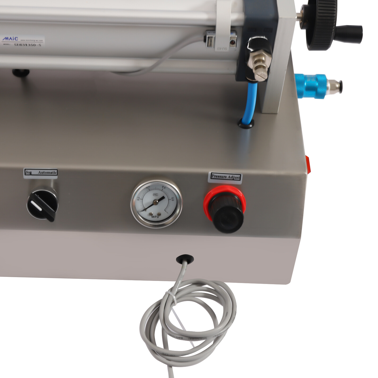 Pneumatic Horizontal Liquid Filling Machine Piston Pneumatic Filler 300ml-2500ml