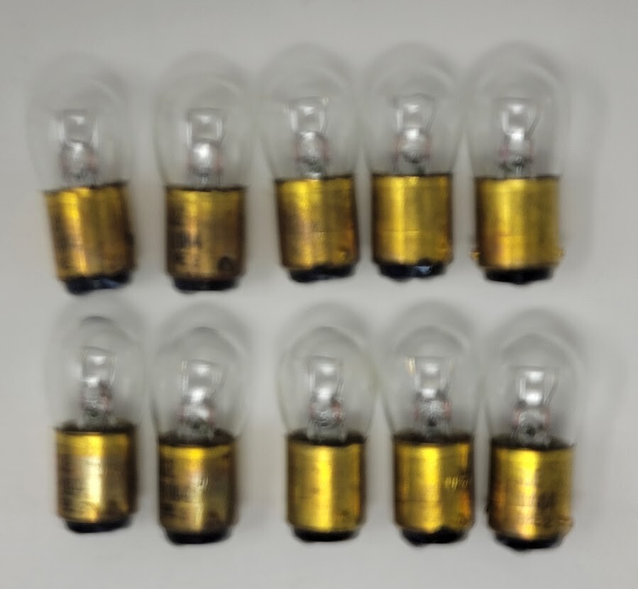 Lot of 10 – GE No. 1004 Miniature Bulbs 12.8V 0.94 Amp, BA15d B6 Made in USA