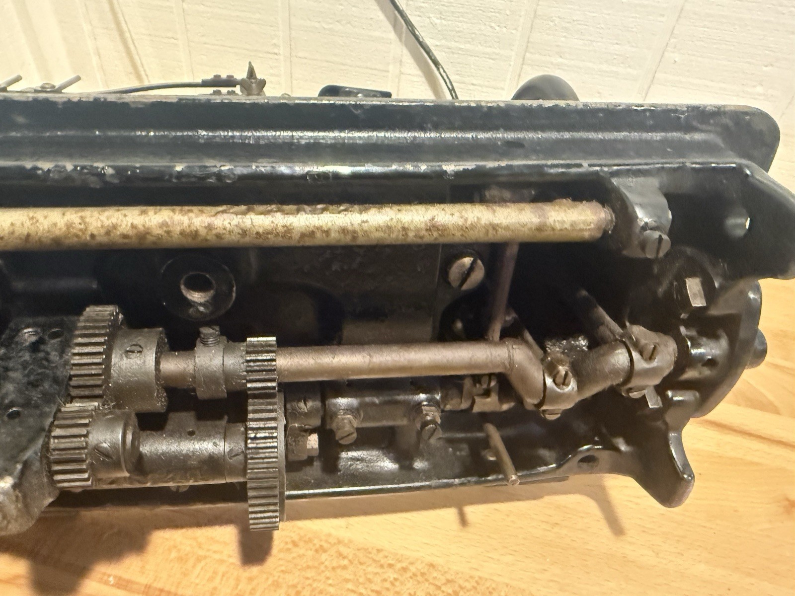 Vintage Singer 72W19 (72 W 19) Hemstitcher Sewing Machine Pre 1940’s See Video