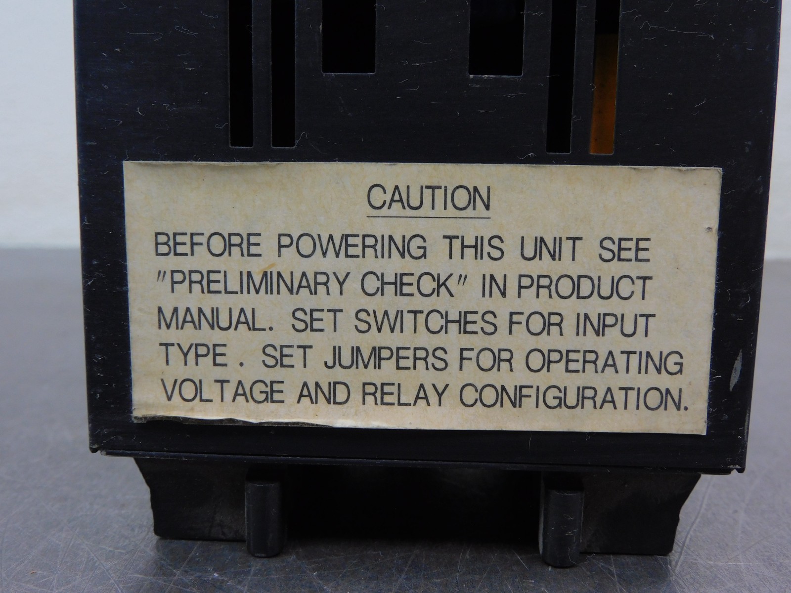 Honeywell UDC2000 MiniPro Digital Temperature Controller 120V AC 50/60Hz 6VA