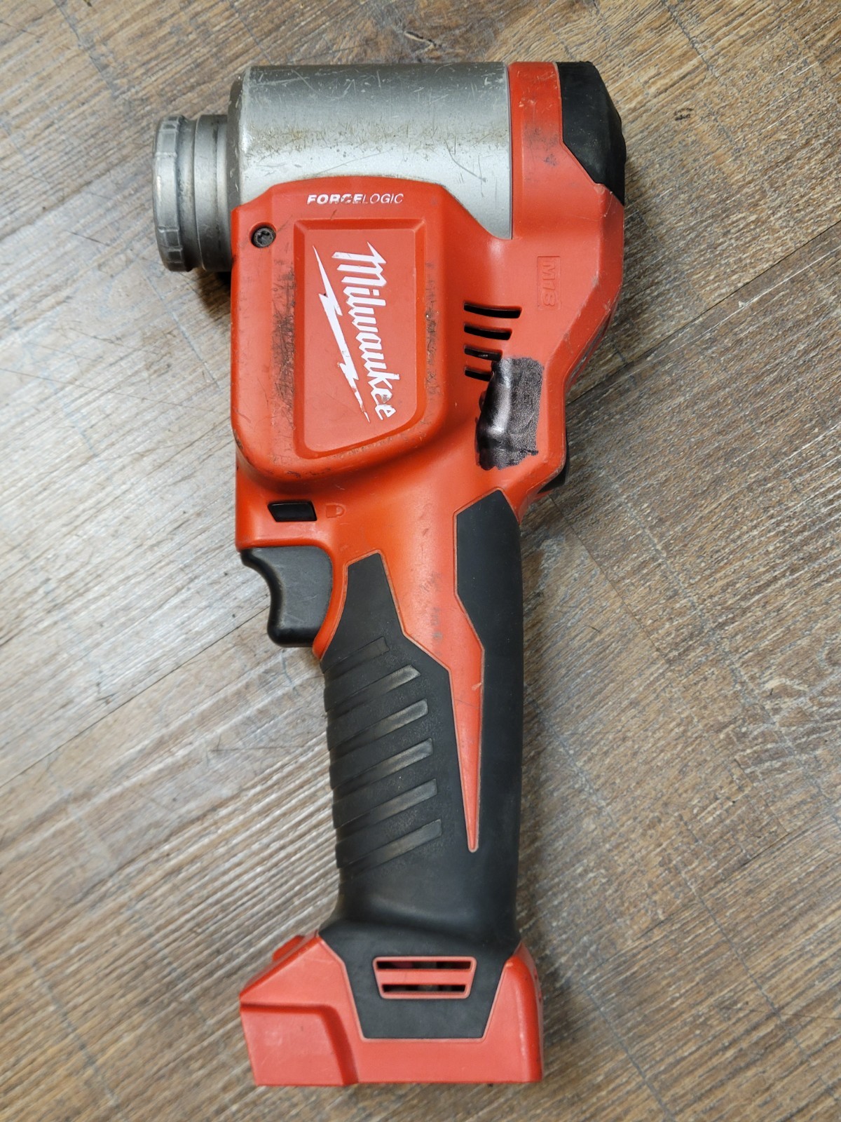 Milwaukee 2676-20 Force Logic M18 10-Ton Knockout Tool