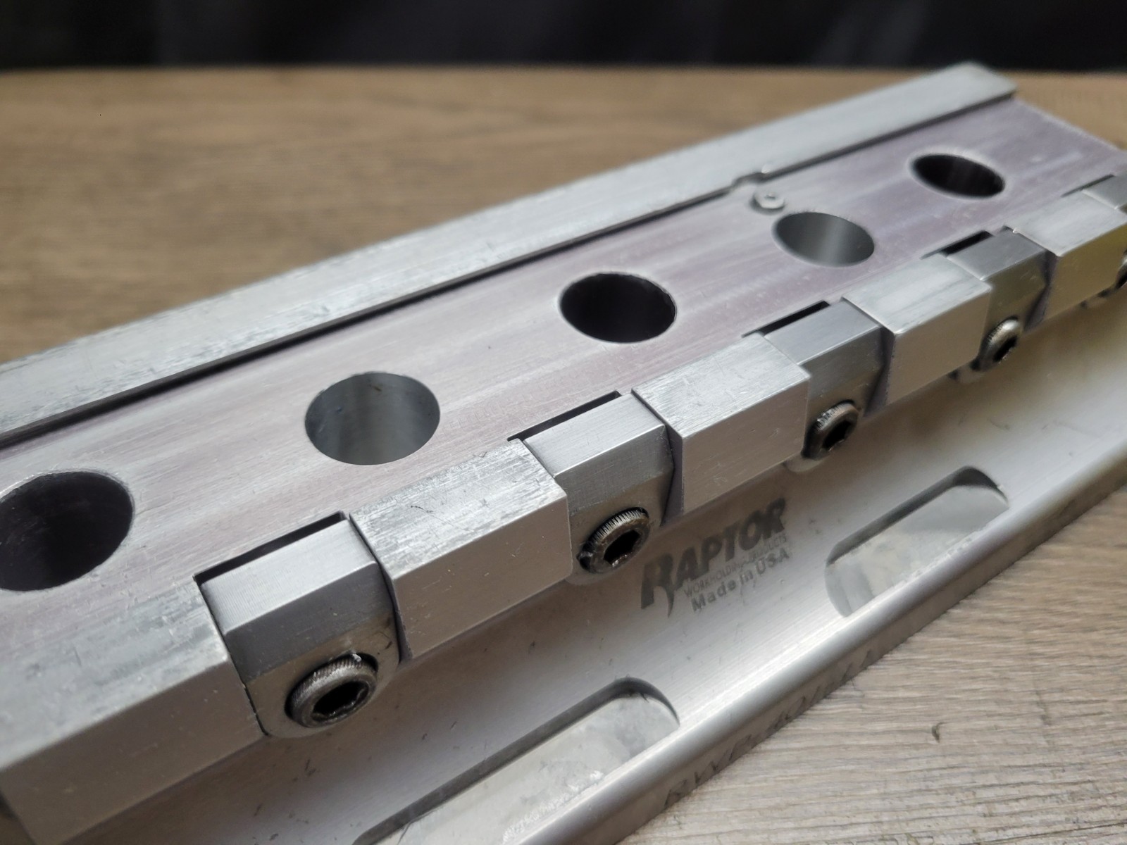 RAPTOR RWP-401-11 ALUMINUM 1.5” DOVETAIL FIXTURE 11.0 x 4.40 x 3.0 5TH AXIS VISE