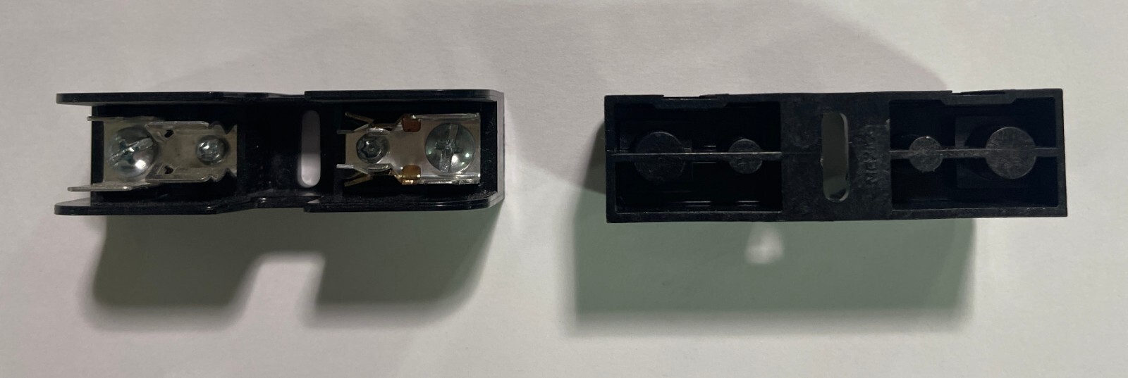 New 2-pcs of Ferraz Shawmut 30311R 600V 30A Fuse Holder