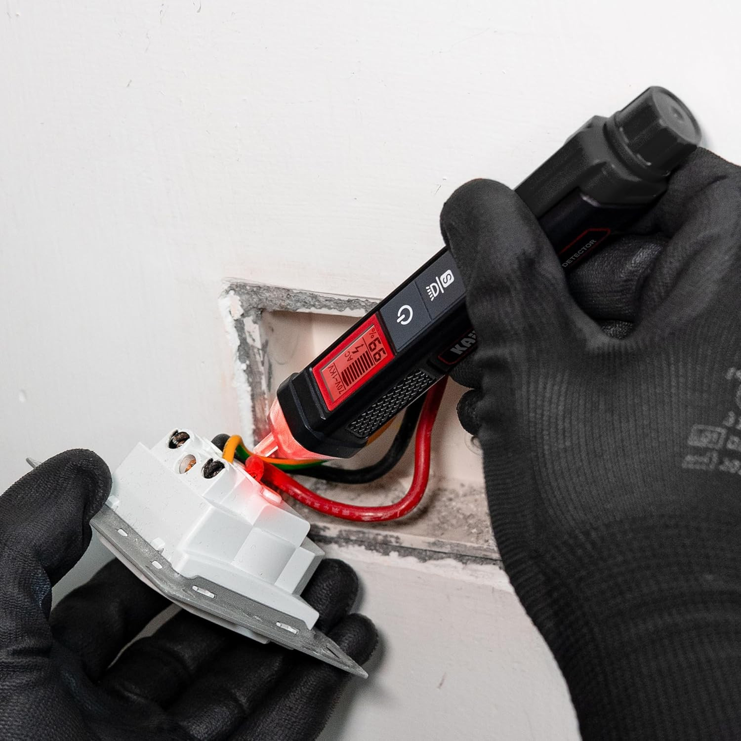 KM602 Smart Multimeter & HT100S Voltage Tester Combo – Accurate & Safe Testing