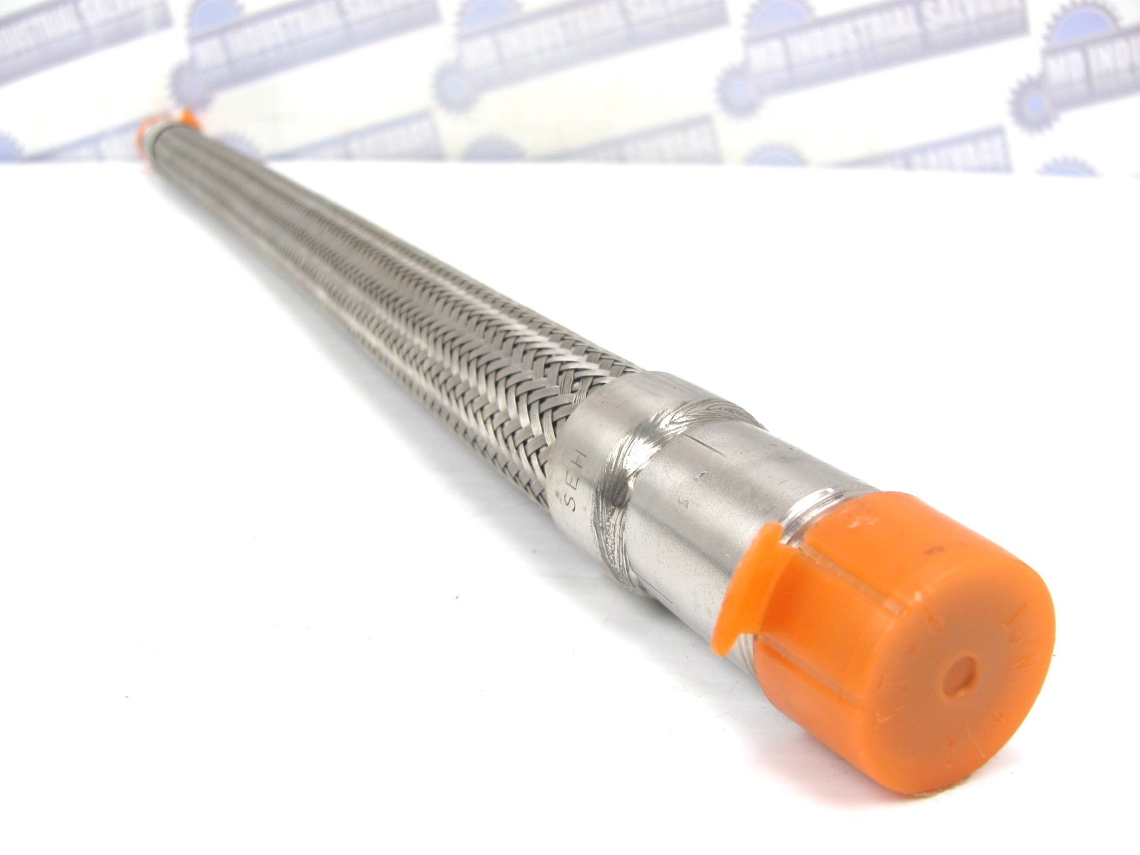 3/4 in x 19 in BRAIDED STAINLESS STEEL HOSE 24in Overall 3/4 in NPT x 3/4 in NPT