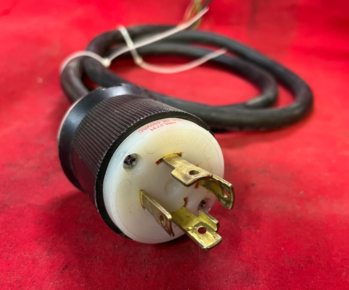 HUBBELL POWER SUPPLY, W/ 5 FT CORD, HBL2731, 30A, 3PULL, 480VAC