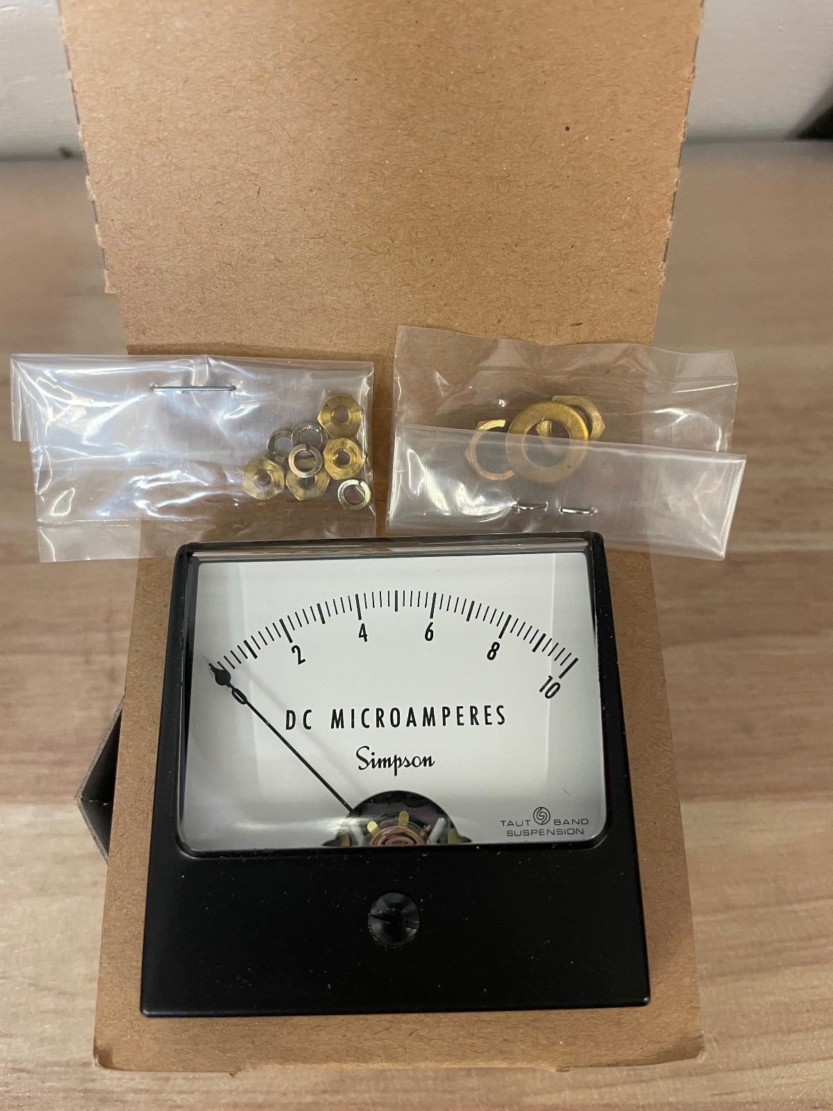 Simpson 04303 Panel Meter DC Microamperes 0-10 µA Analog Gauge NOS w/ Box
