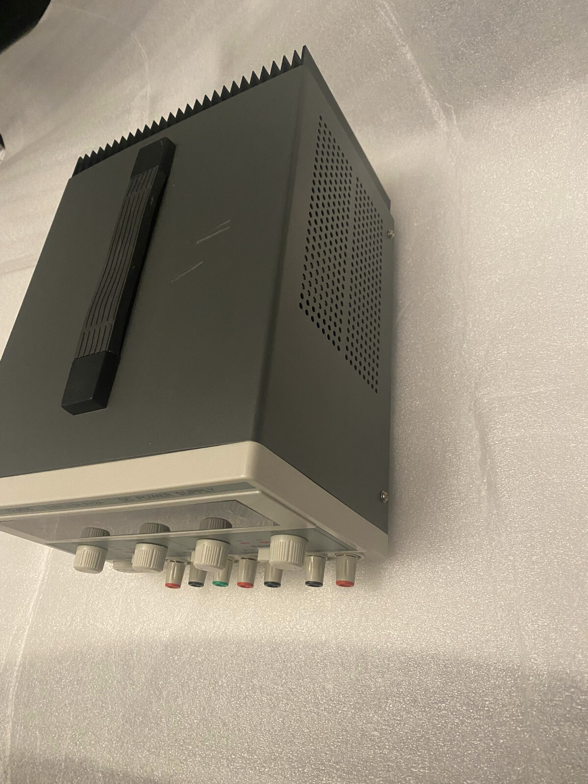 TENMA 72-8695 Power Supply 0-32V 0-3A 5V/2A Adjustable, Bench Top DC