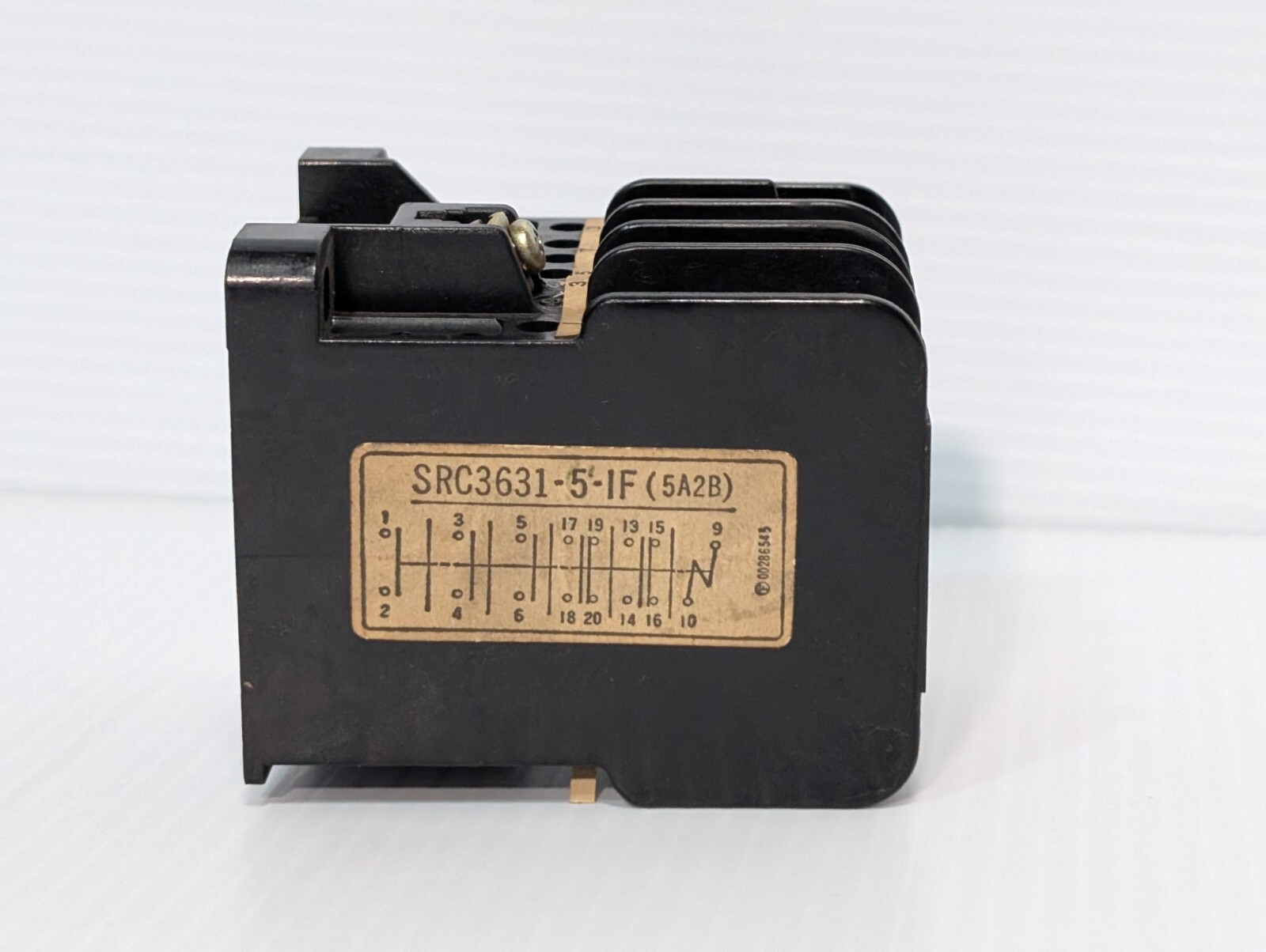 Fuji Electric SRC 3631-5-1F Magnetic Contactor 100-110V, 50/60Hz Coil