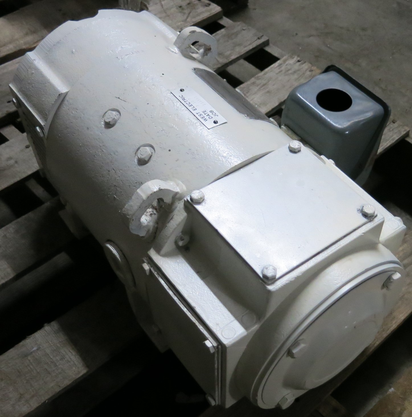 GE KinaMatic Direct Current Motor 10HP Motor 2500/3000 RPM DPFG-BV CD216ATC