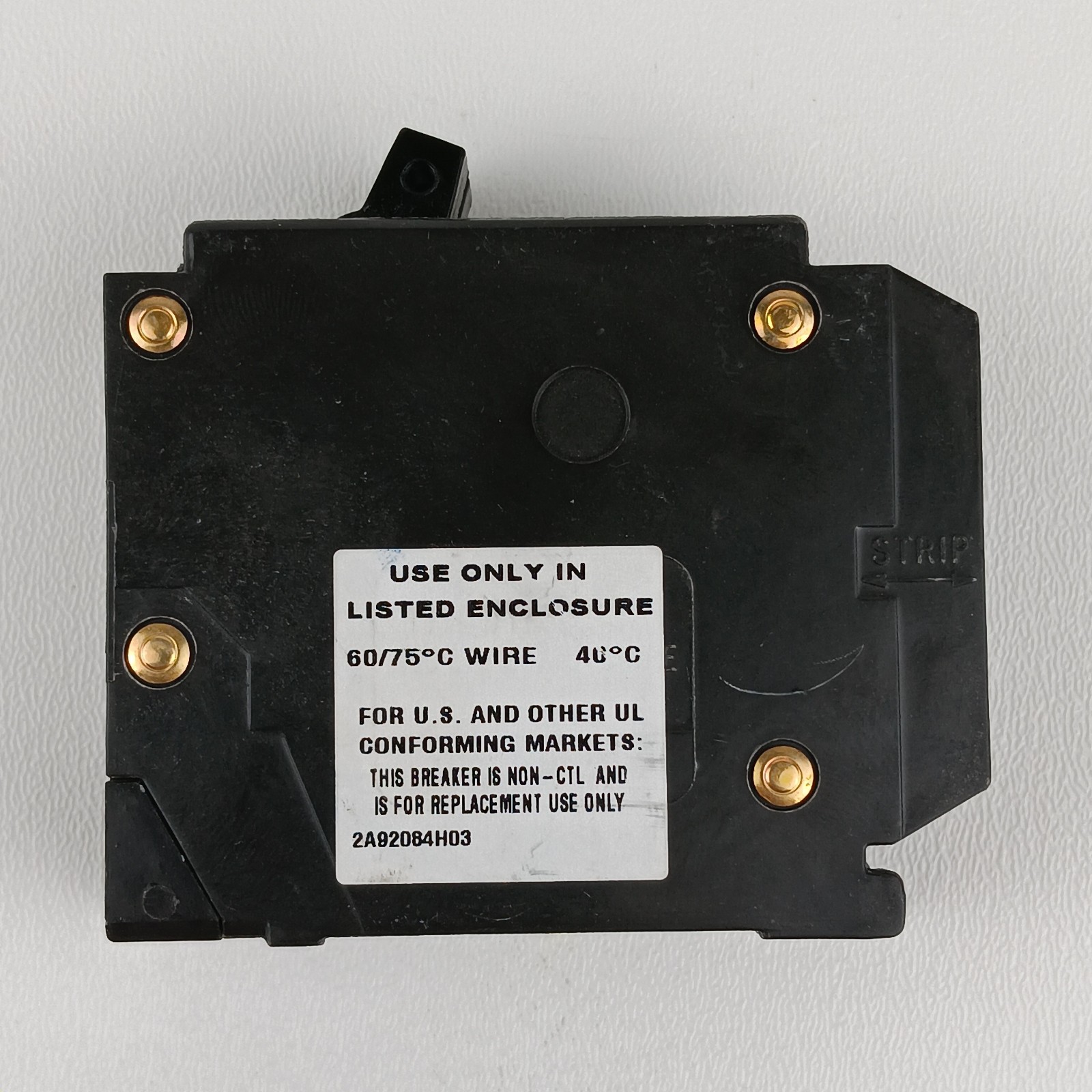 Cutler Hammer BR2020 1 Pole Twin 20 A 120V Plug In Type BRD-DNPL Breaker non-CTL